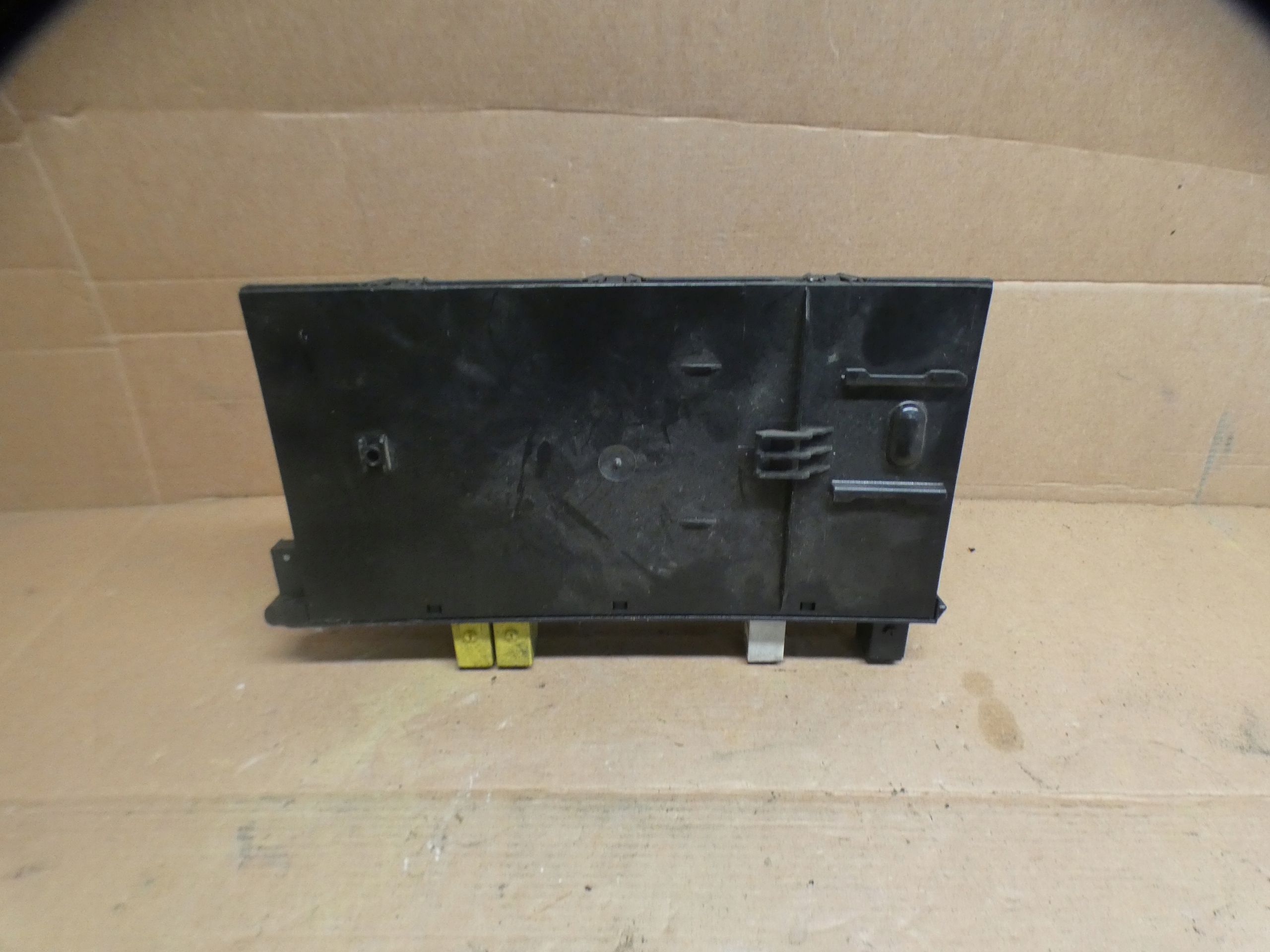 MERCEDES W203 modulo SAM 2035454701 5DK008486-75