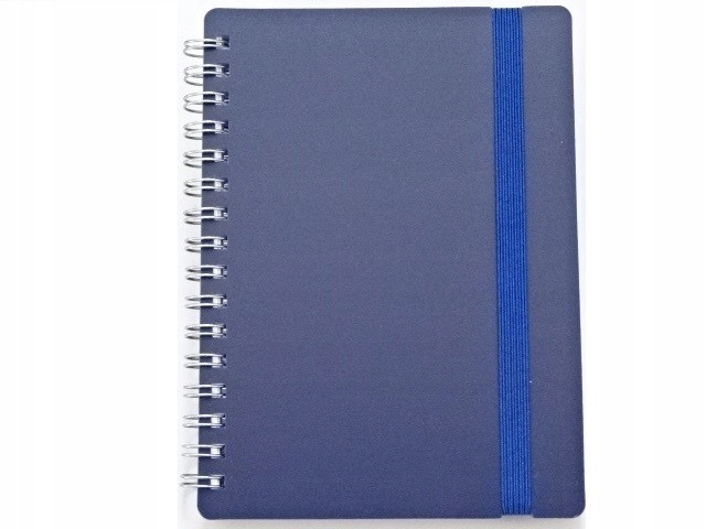 NOTES NOTATNIK A6 80 KARTEK OPRAWA TWORZYWO gumka