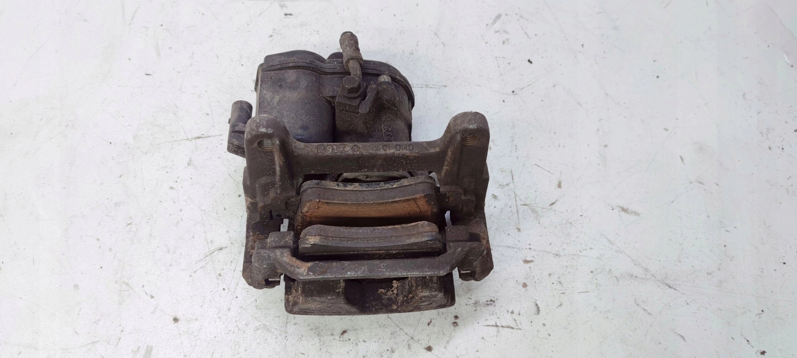 caliper brake left rear part AUDI A4 B9 A5 8W0405BA