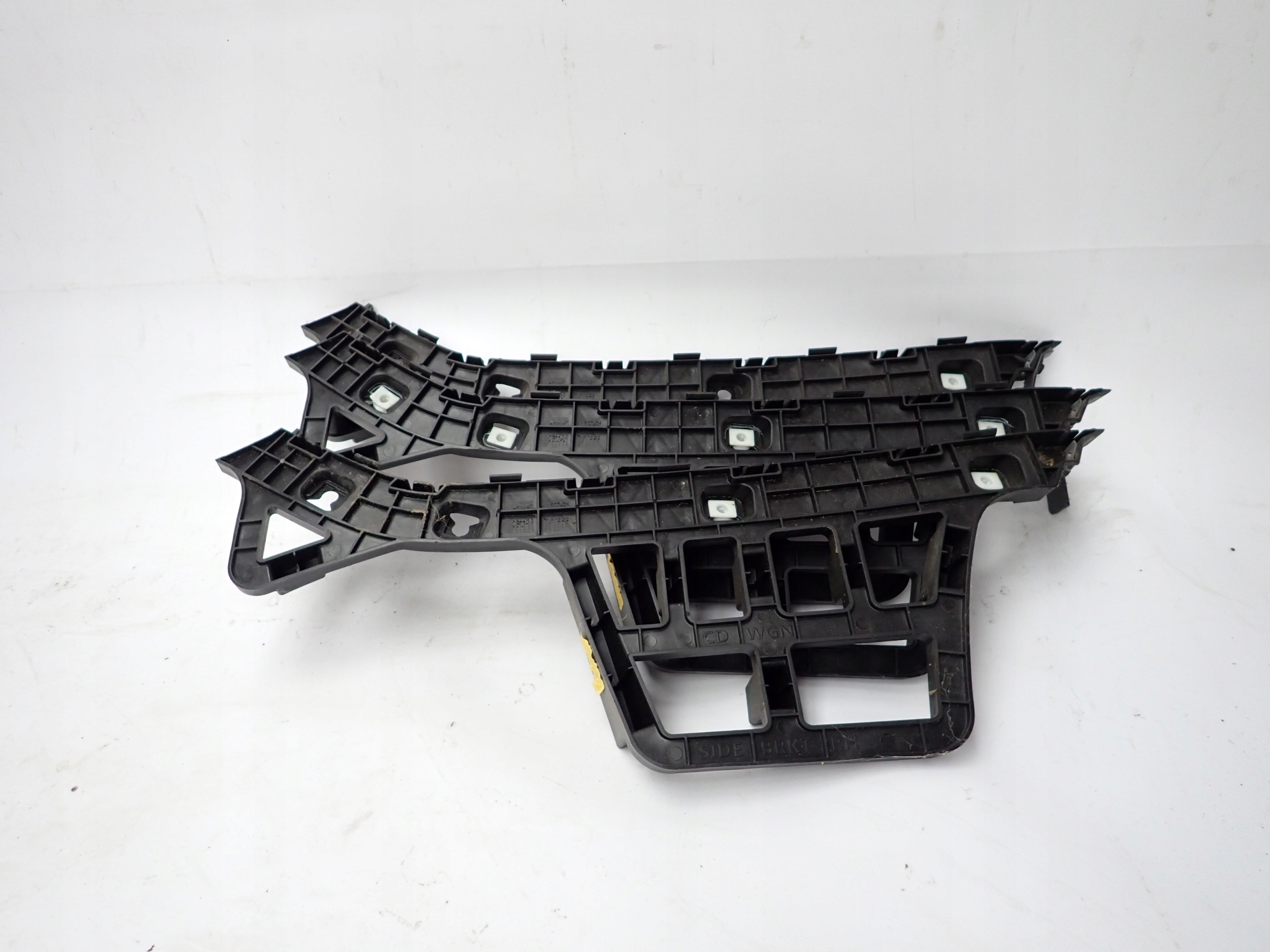 KIA CEED III KOMBI 18- bumper bracket left rear part 86613-J7300