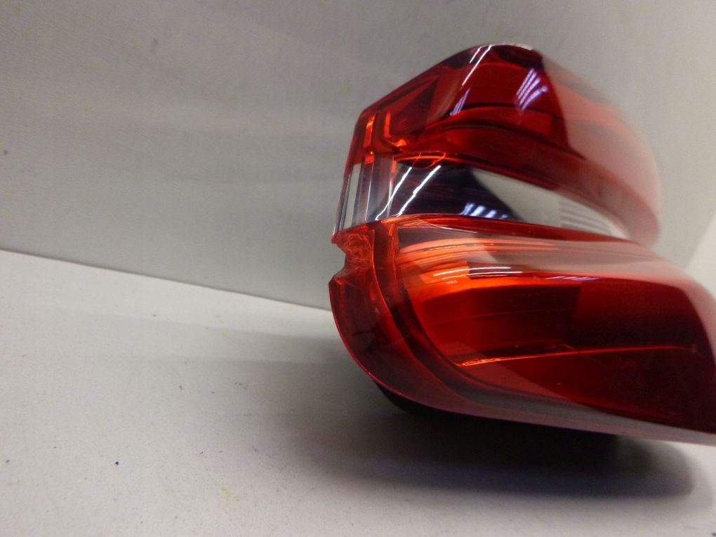 BMW 6 GT G32 17- light rear right