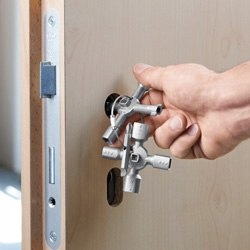 Klucz do szaf sterowniczych TwinKey 001101 KNIPEX Producent code 00 11 01