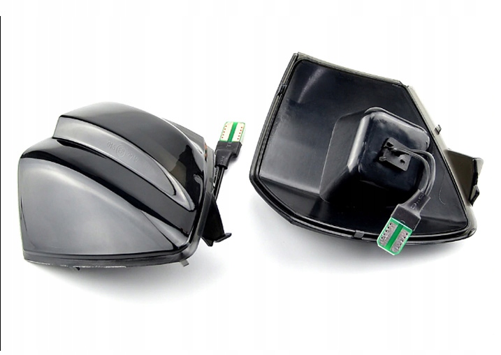 FORD KUGA 08-13 KIERUNKOWSKAZY LED DYNAMIC BLACK Typ samochodu Samochody osobowe