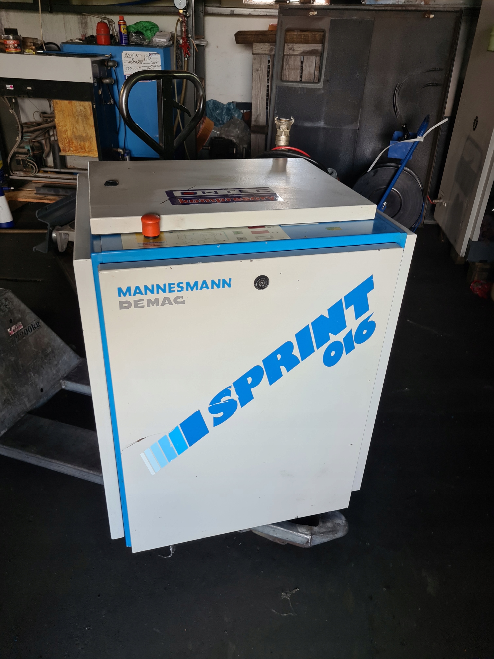 Kompresor śrubowy Demag Sprint 016, 11 kw Marka Demag