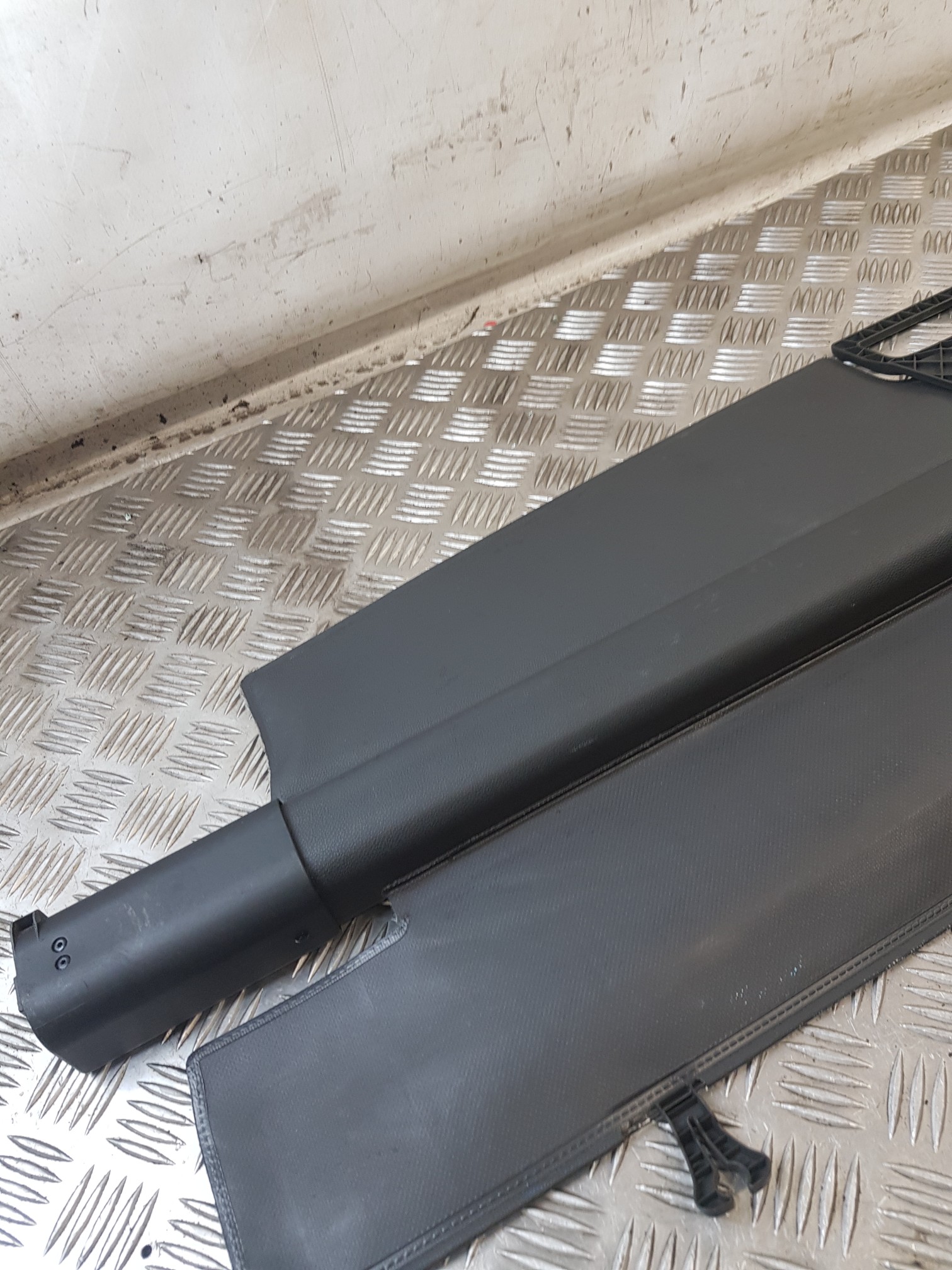 blinds boot OPEL ASTRA H KOMBI 08R