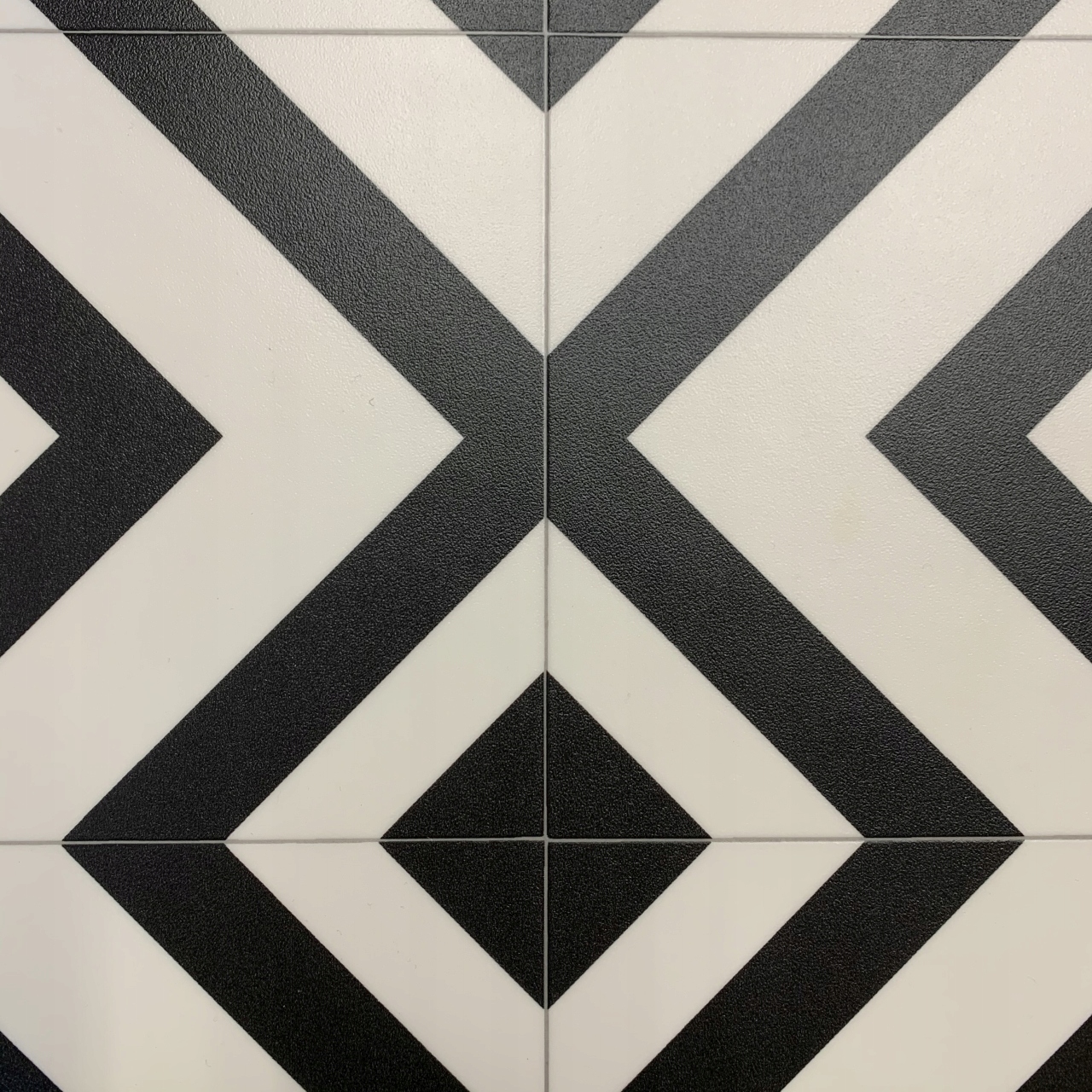 

Wykładzina Pcv Sagres 599 Nowoczesne Płytki 2m