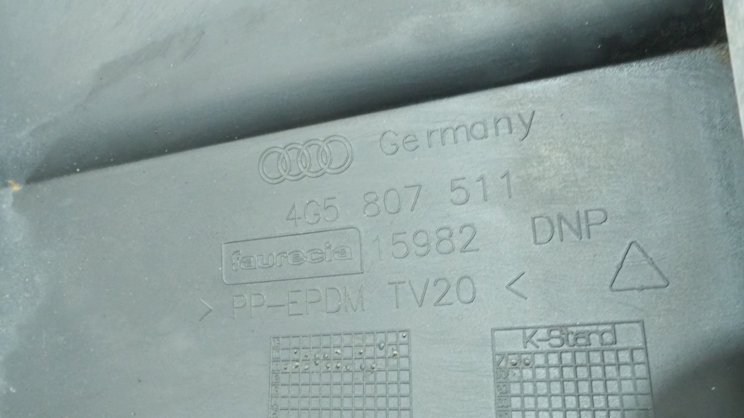 Audi A6 C7 sedan bumper rear part rear 4G5807511