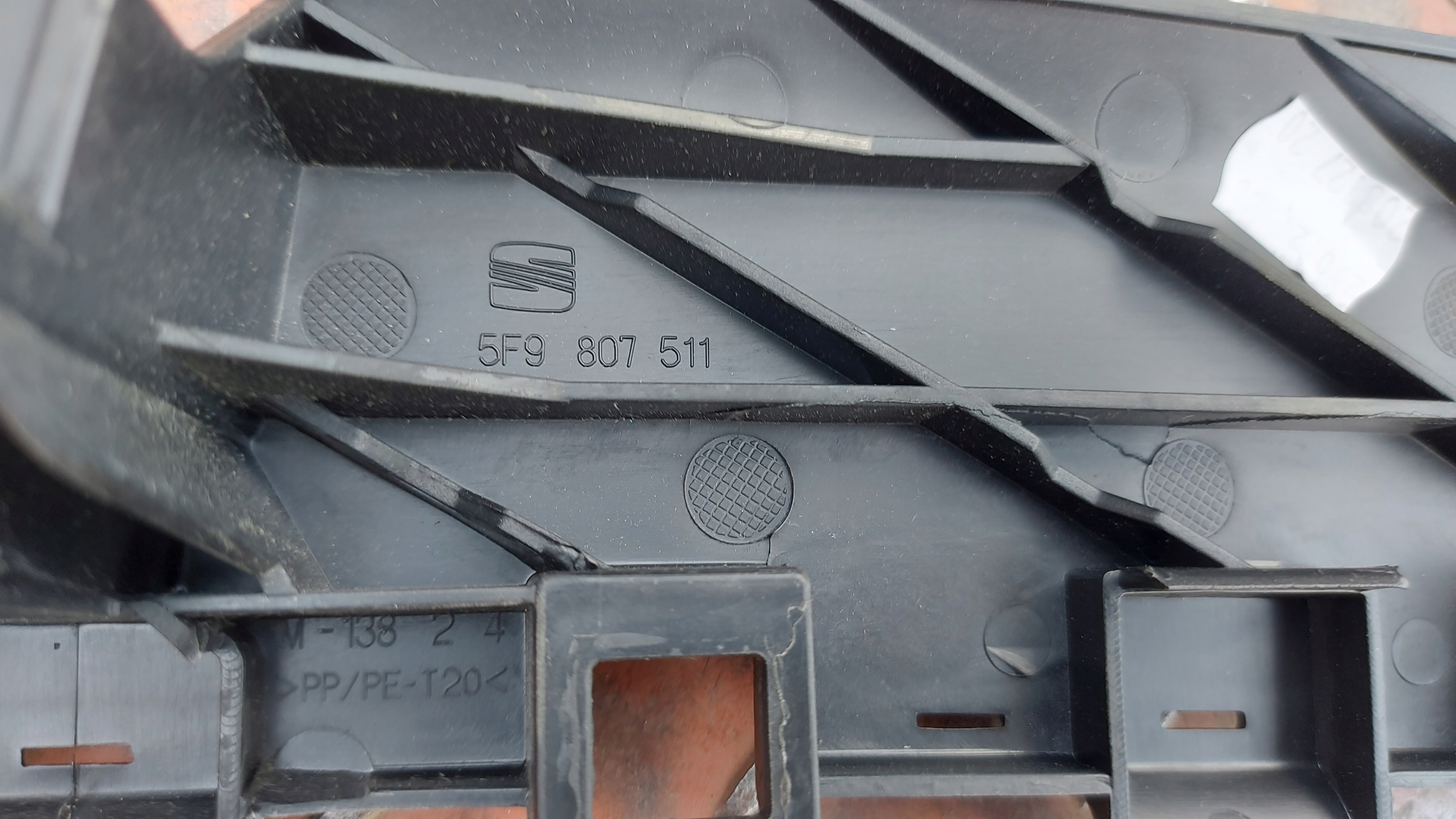 ABSORBER Traversa Paraurti posteriore SEAT LEON III KOMBI