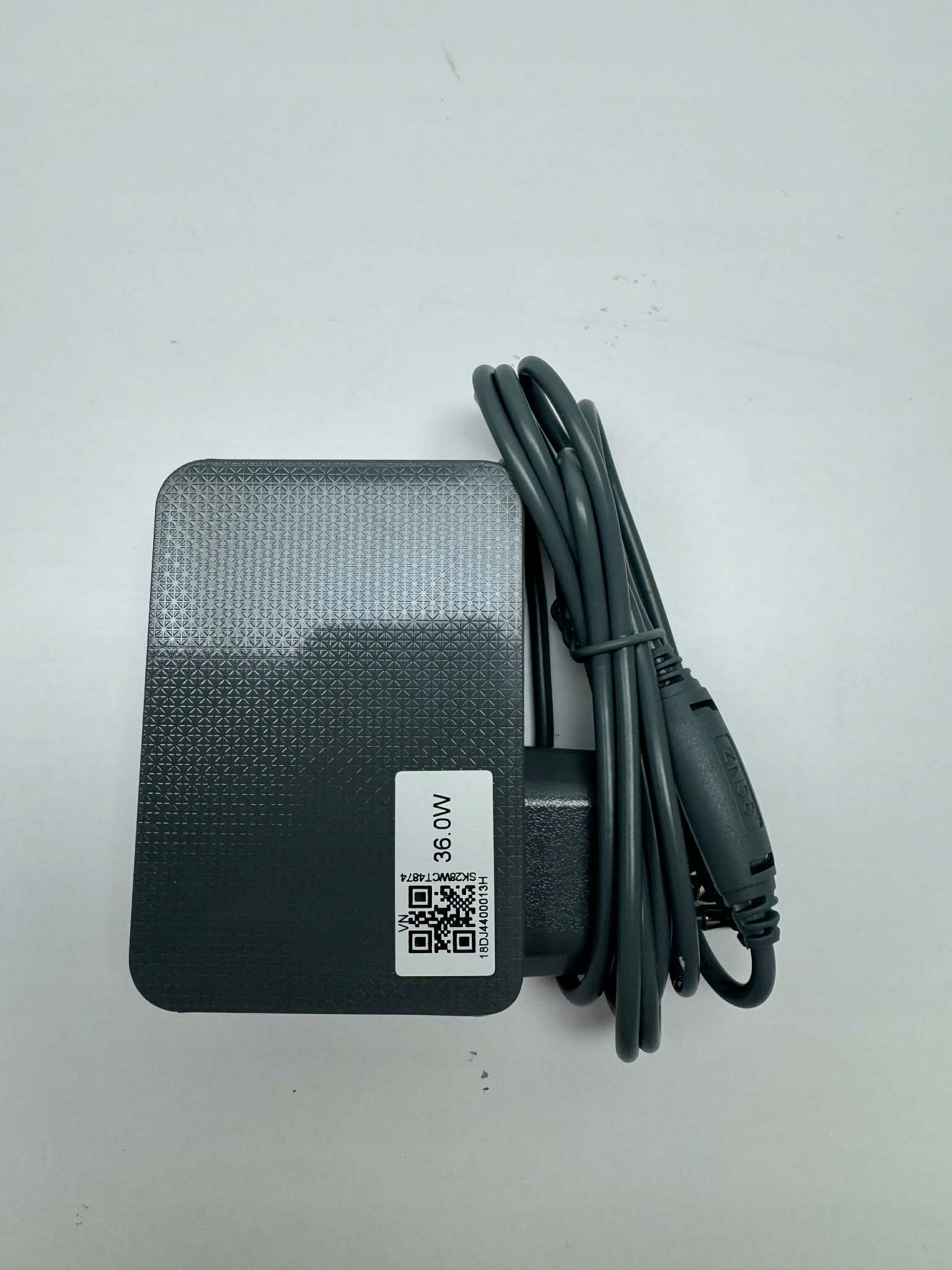 Samsung DJ44-00133H Napájací zdroj (nabíjačka) pre vysávač Bespoke Jet (36 W)