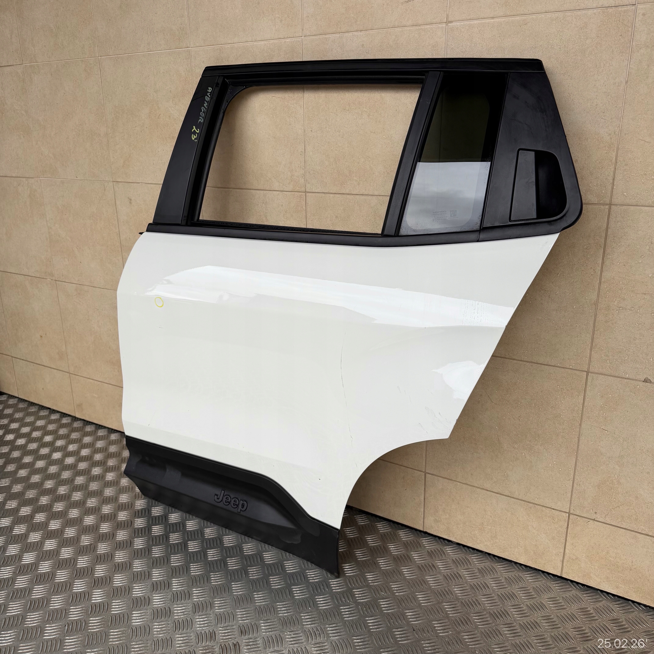 door complete rear. left JEEP AVENGER 2023 ROK