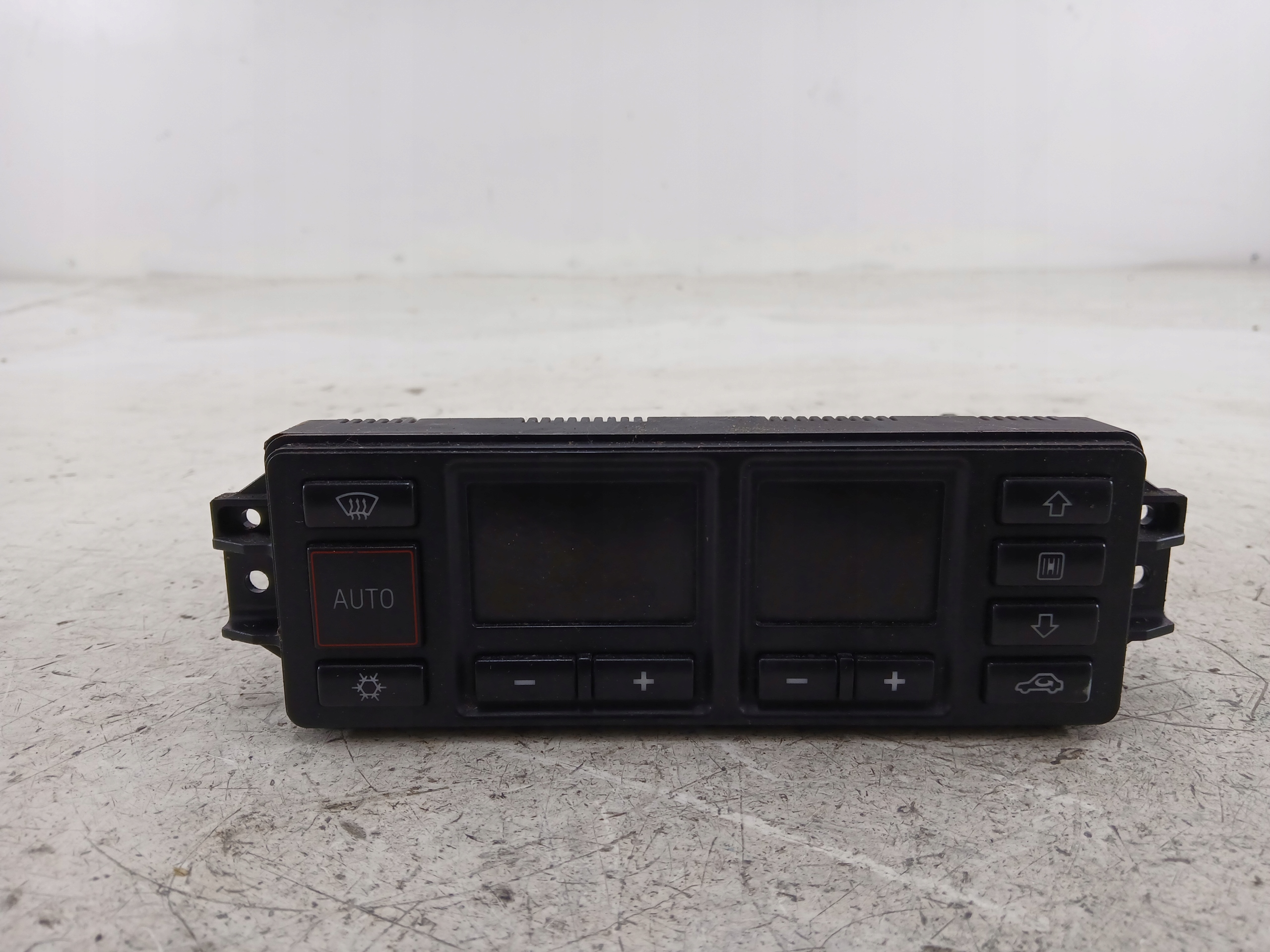 AUDI A3 8L Unite commande clima 8L0820043D