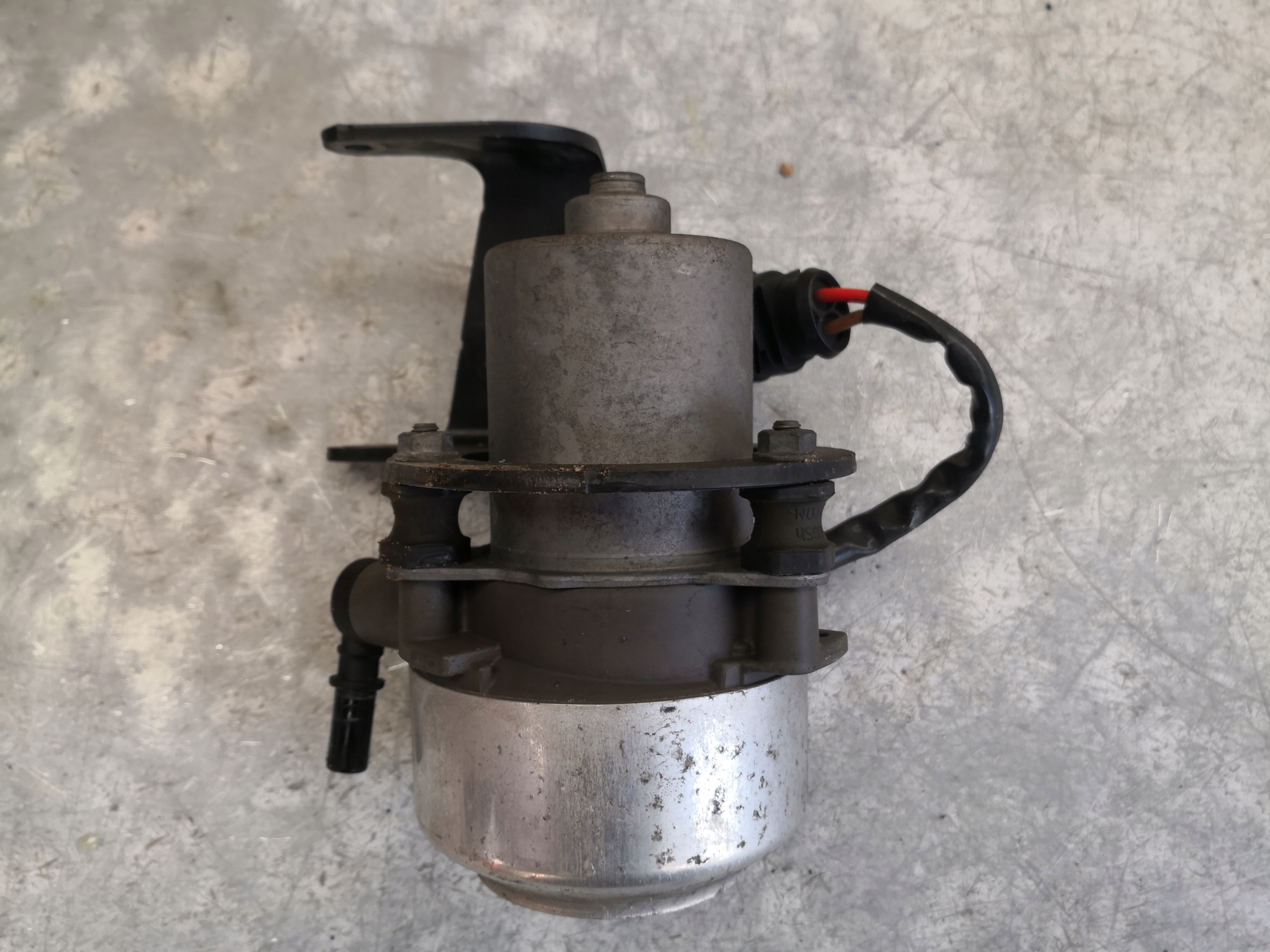 Pompe VACUM VW CADDY III 5Q0612181