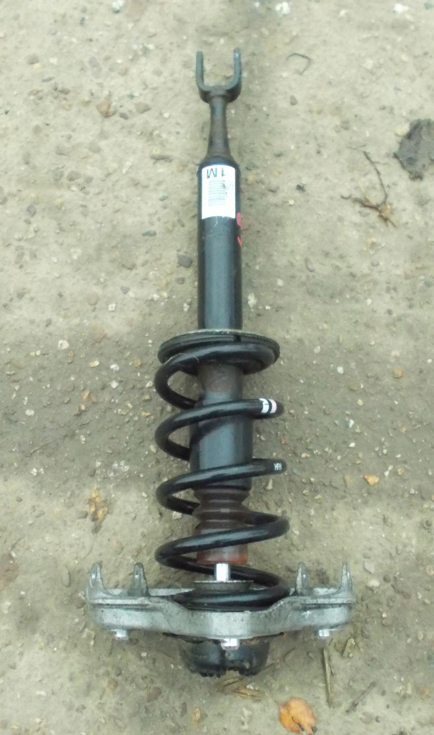 SEAT EXEO 2.0 TDI shock absorber left front 3R0413031