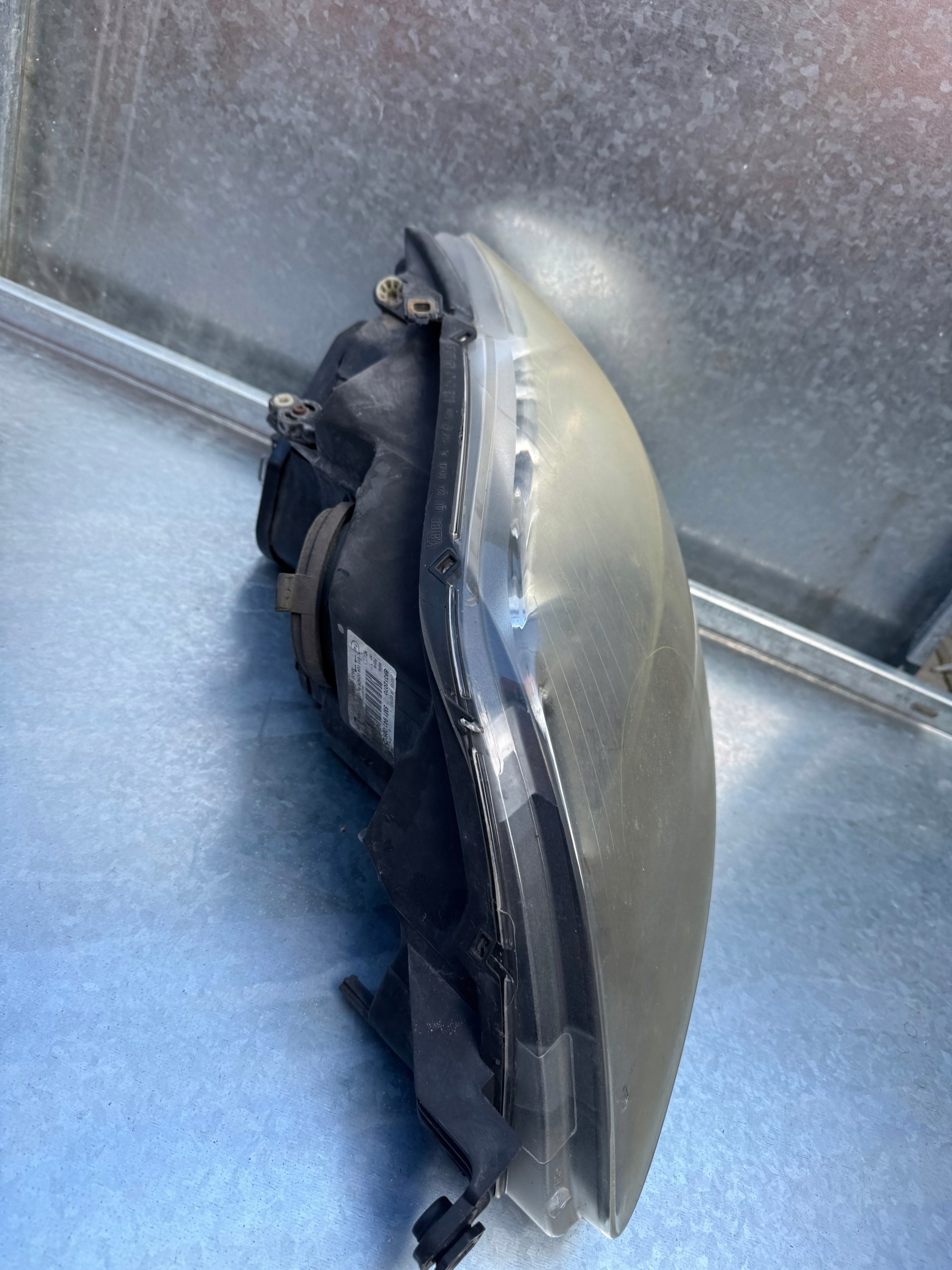 light left front VW GOLF VI plus 5M1941005C EUROPA LADNA DEMONTAZ
