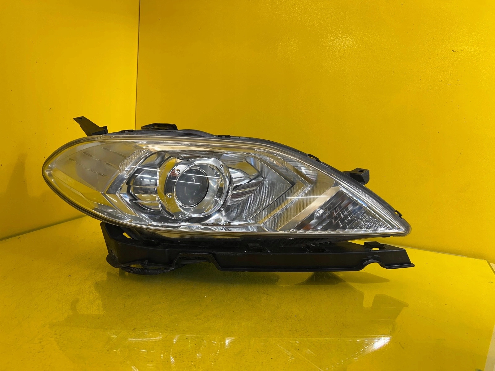 light right HONDA FRV FR-V XENON 09-12