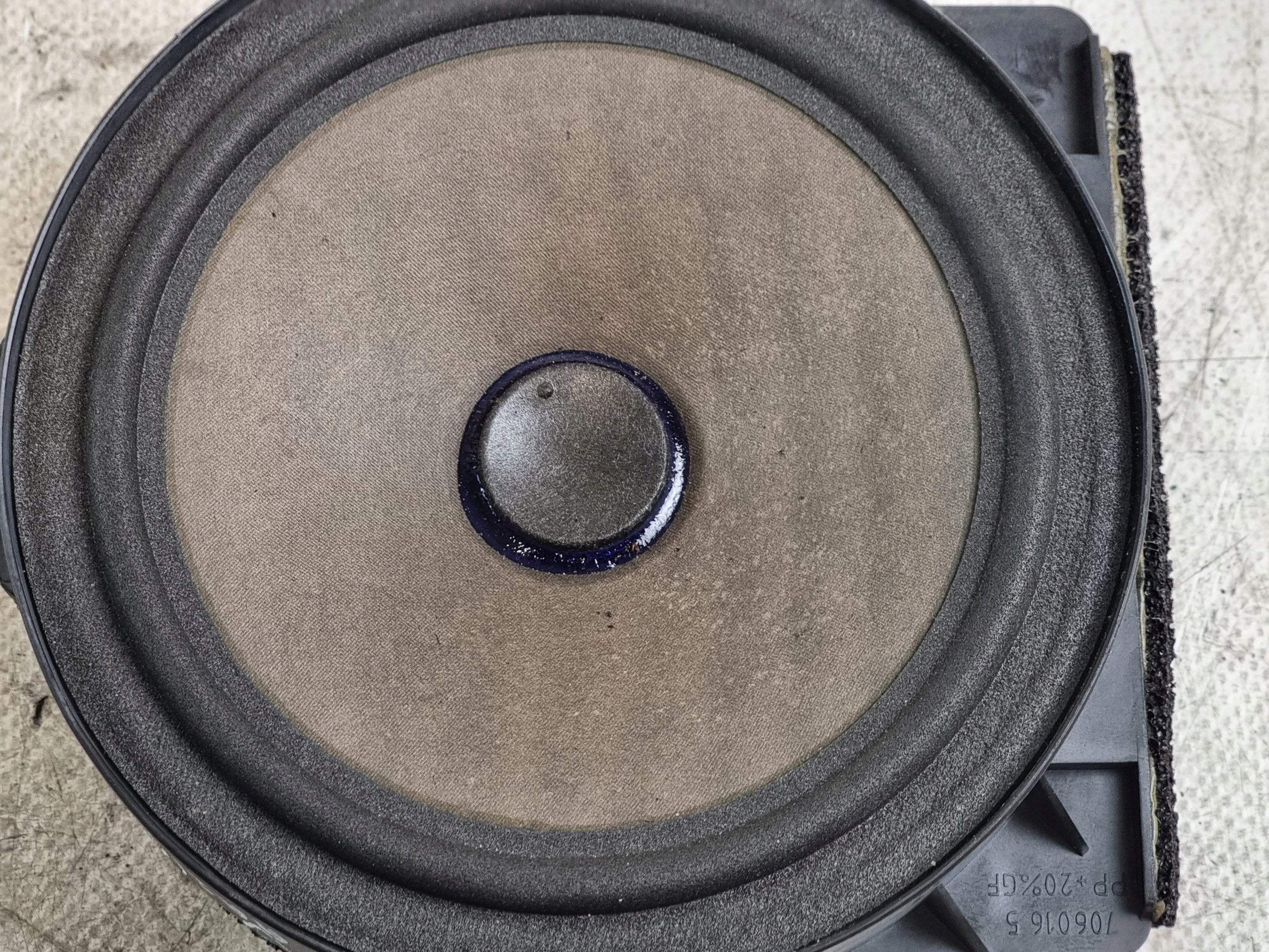 speaker left rear part HONDA CR-V II