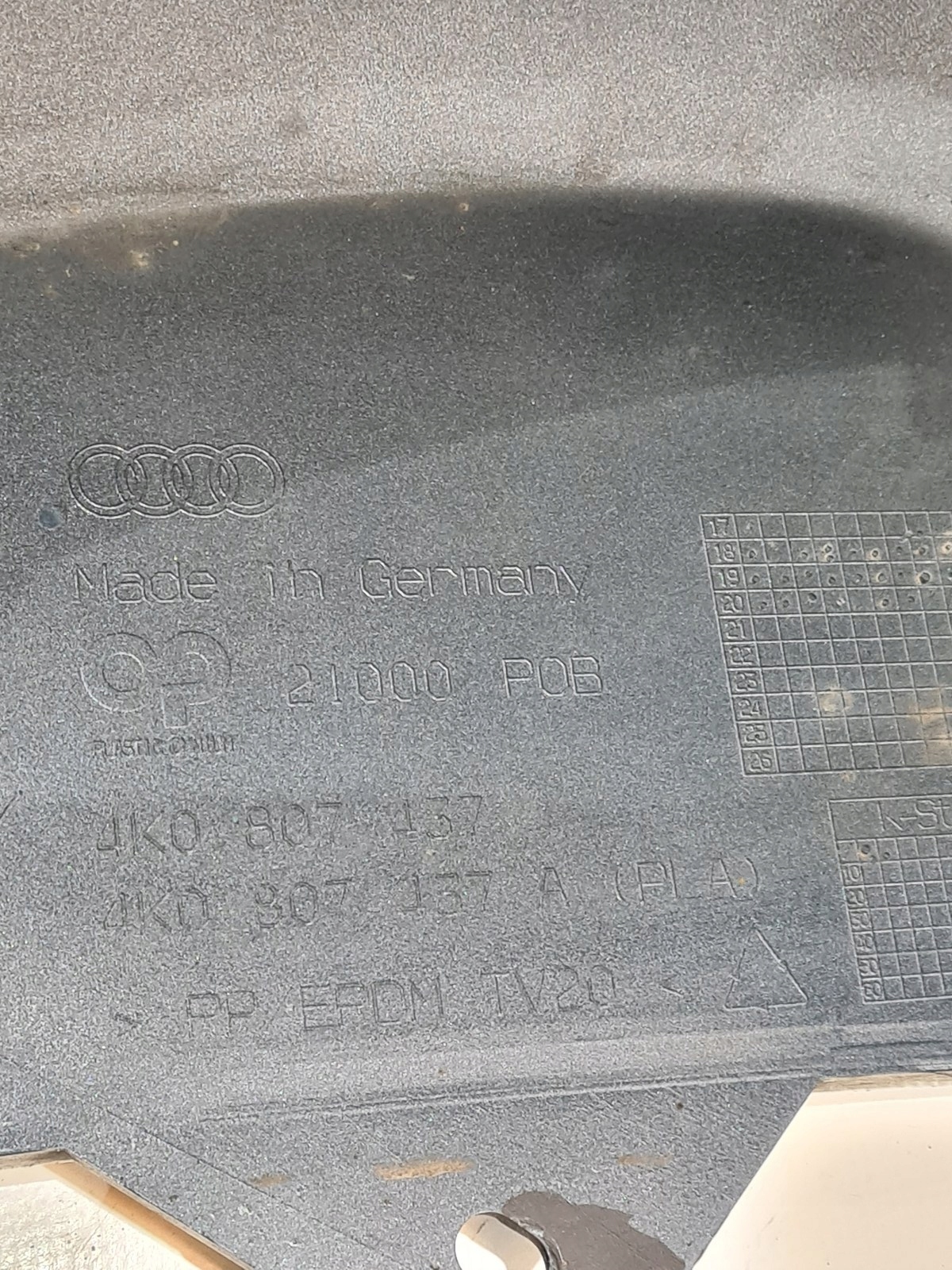 ZDERZAK PRZÓD GRILL AUDI A6 C8 20r Wersja Europejska