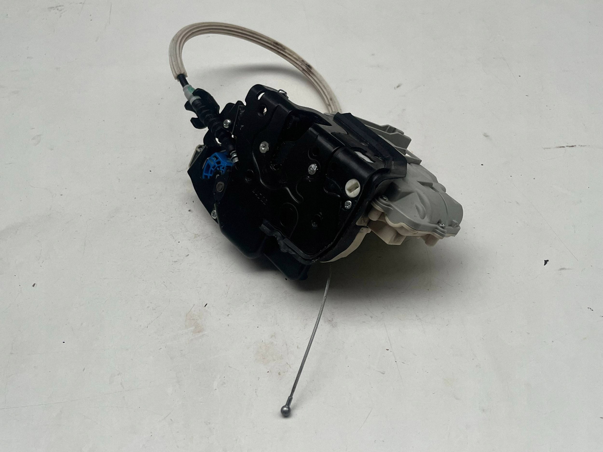 AUDI Q7 4M lock door right front DOCIAG 4M1837016E @M