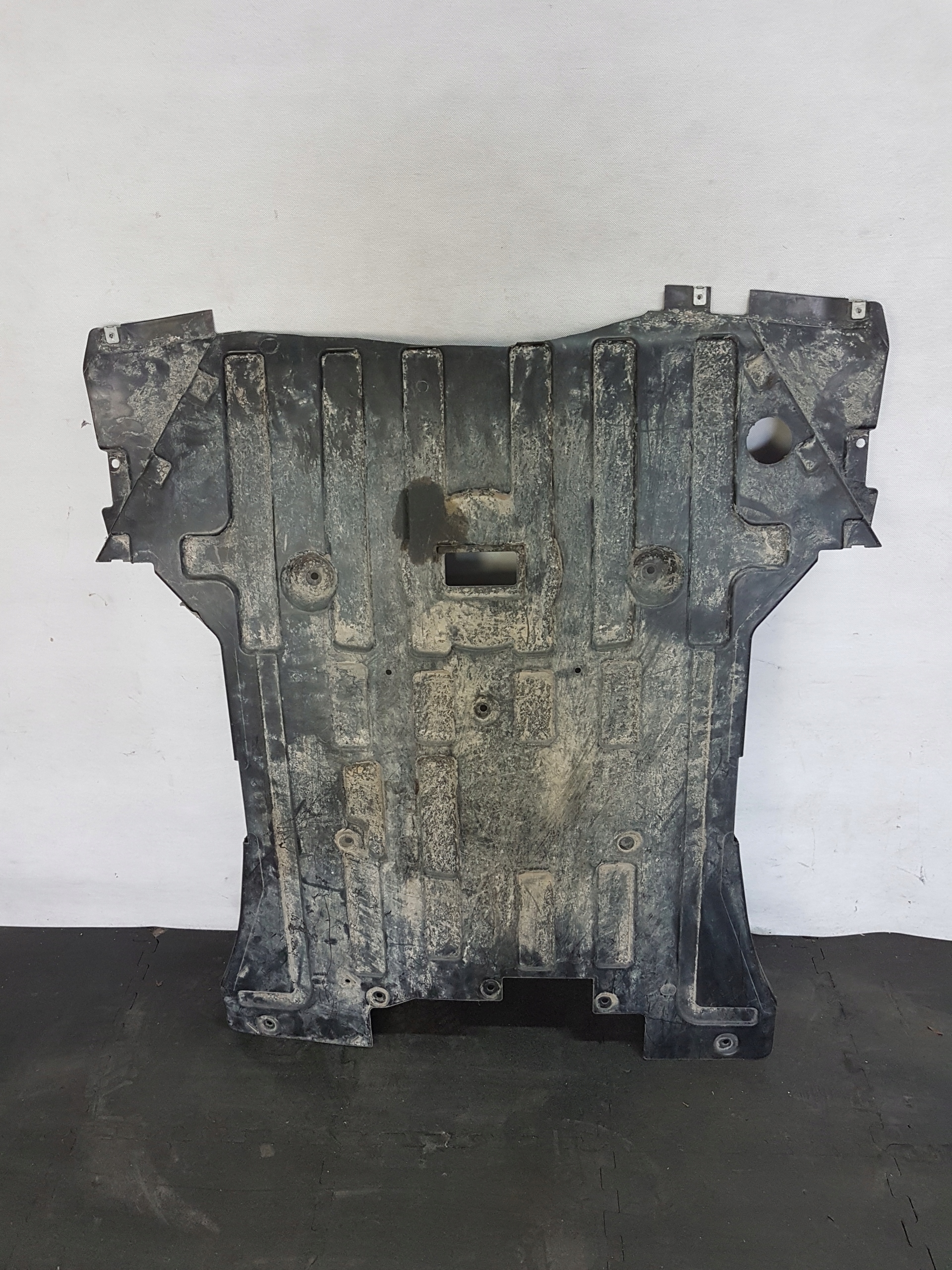 7253942 - BMW F25 X3 нижняя крышка шасси