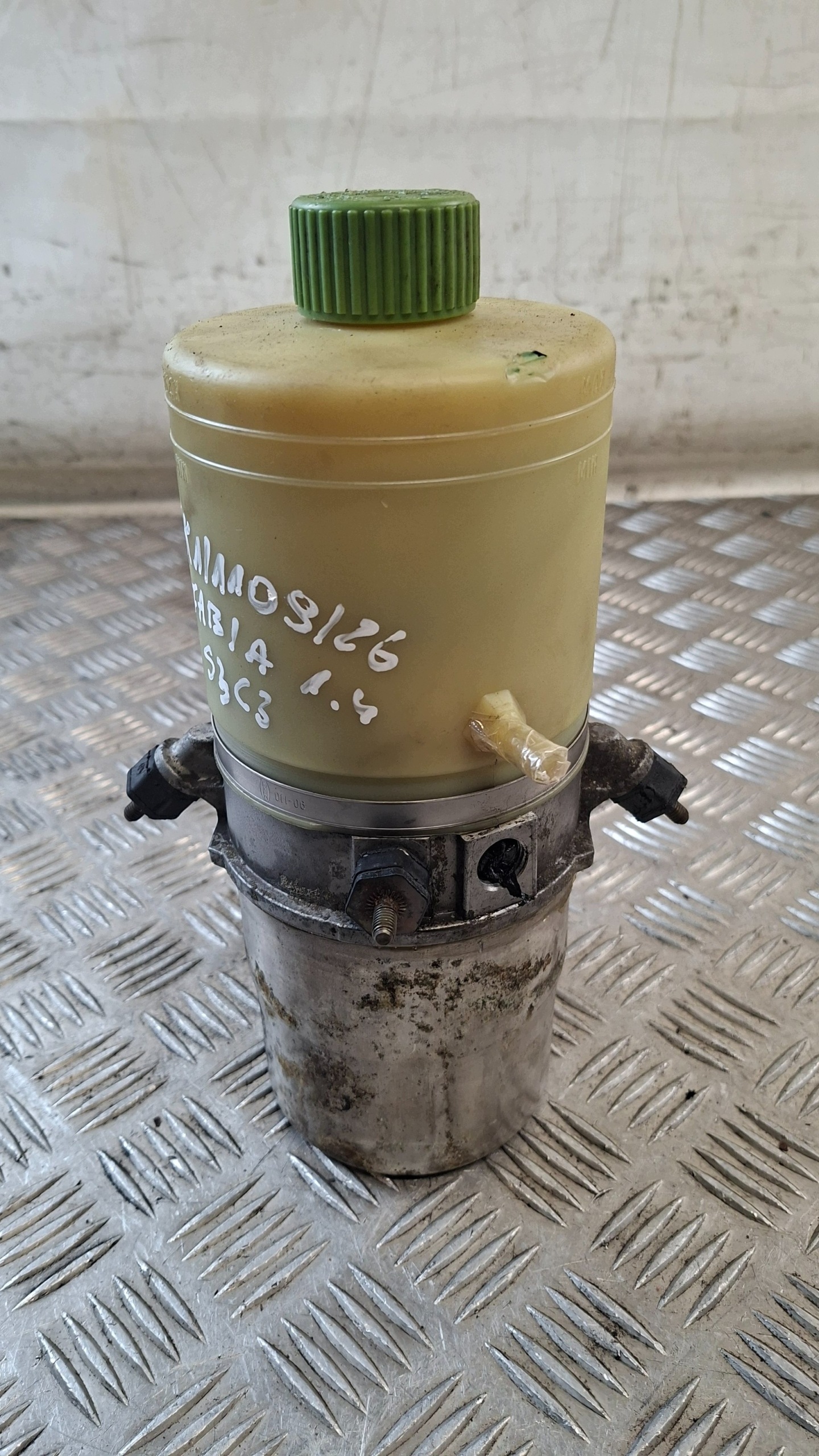 servo pump SKODA FABIA II 1.4