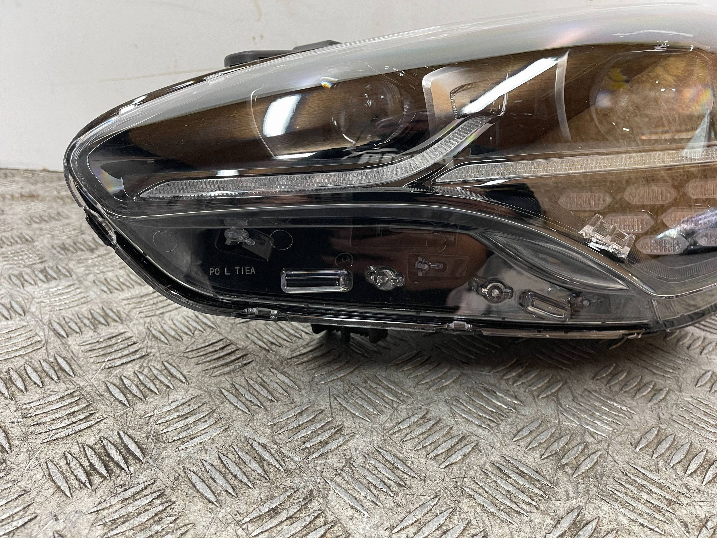 REFLEKTOR light FULL LED left KIA STINGER CK 17- 92101-J5