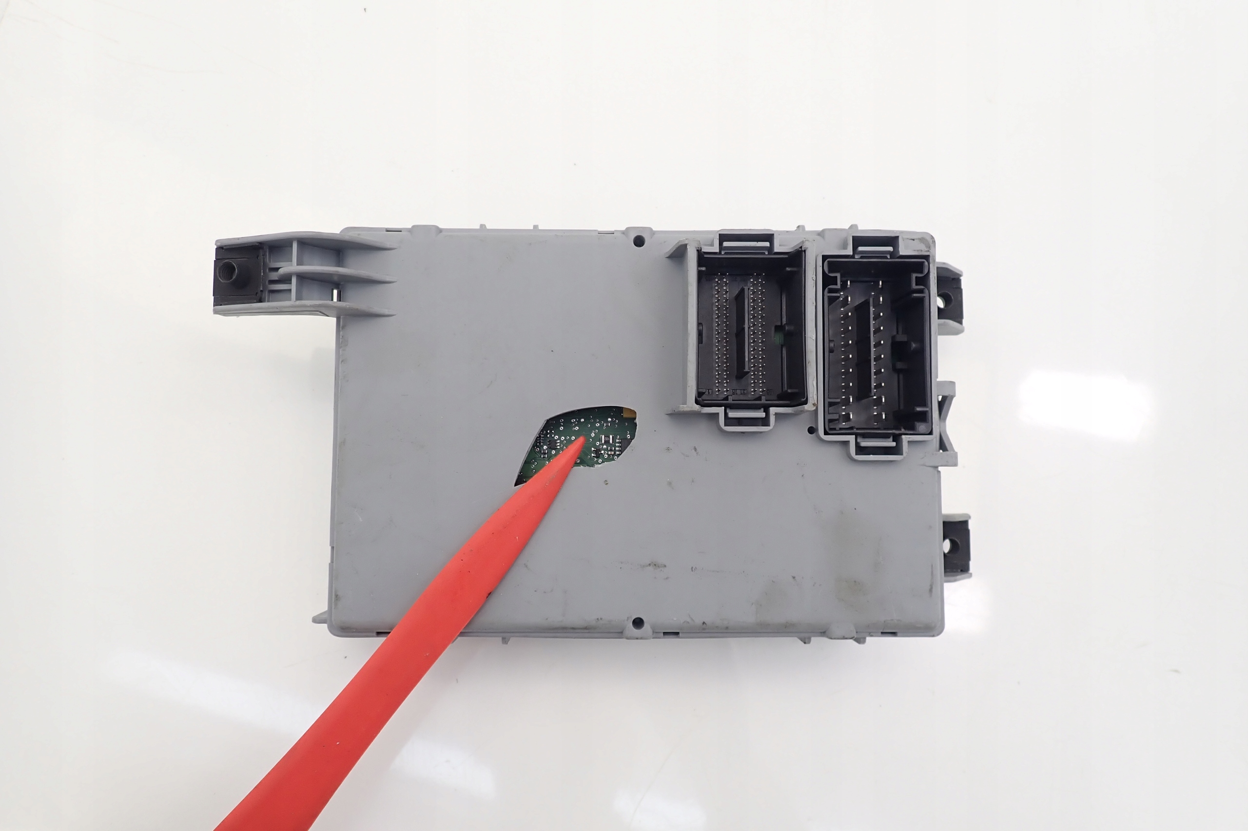 LANCIA YPSILON 2011-18 SKRZYNKA BEZPIECZNIKÓW COMP Numer katalogowy części 00520029140 52002914