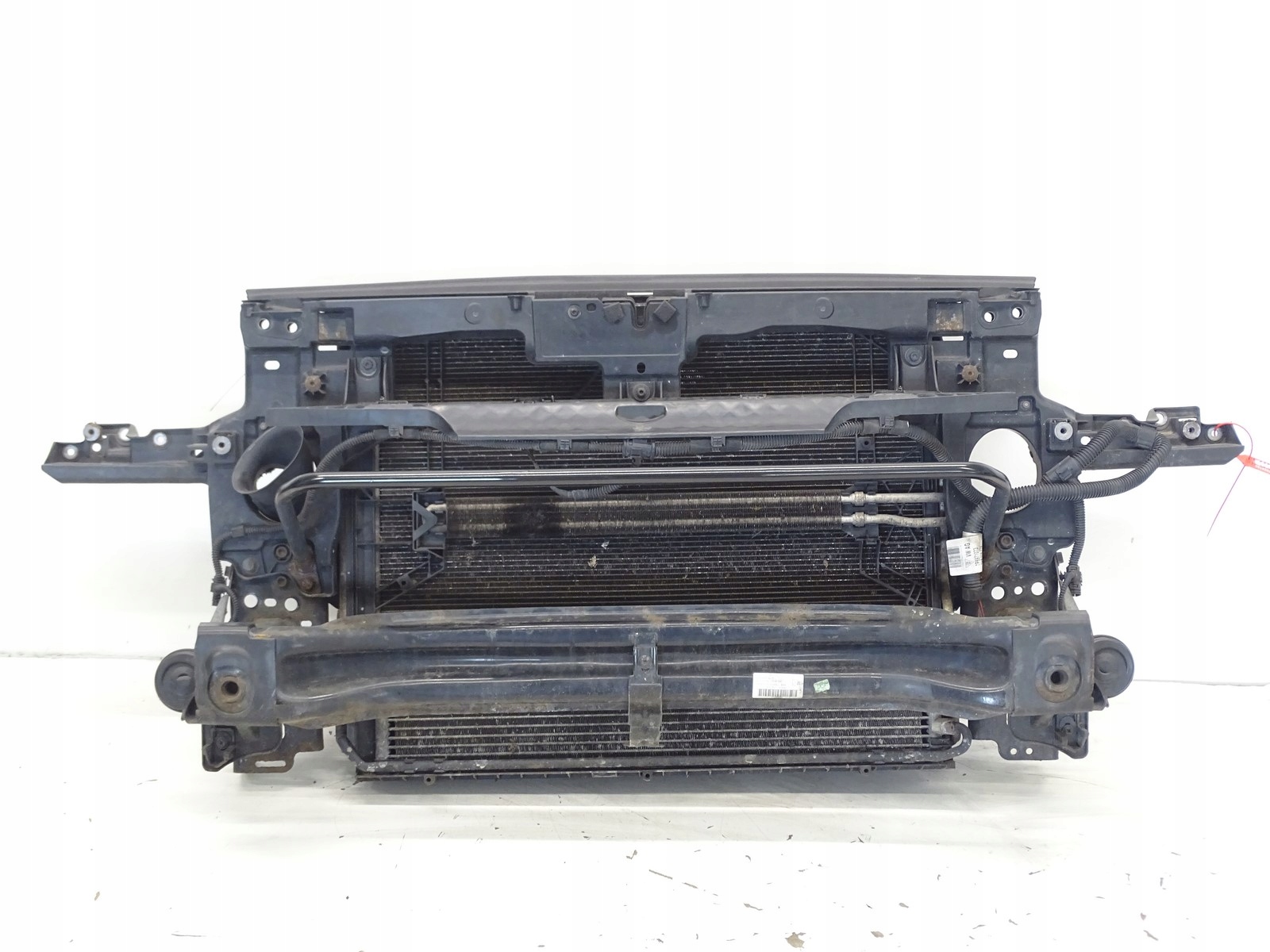 KOMPLETNY PAS PRZEDNI VW TOUAREG 7P 3.0 TDI 10-