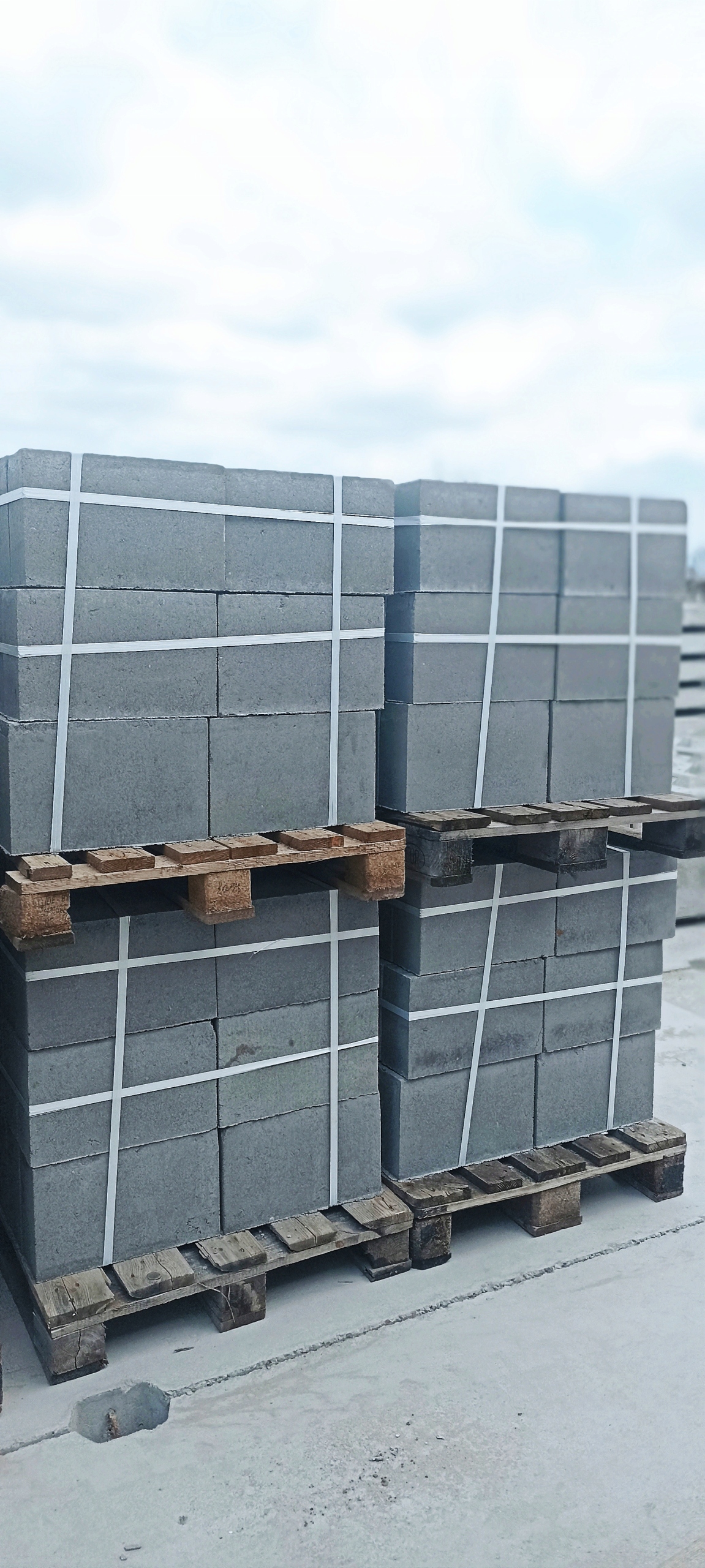 Bloczek Fundamentowy 38x24x12 cm Marka inny