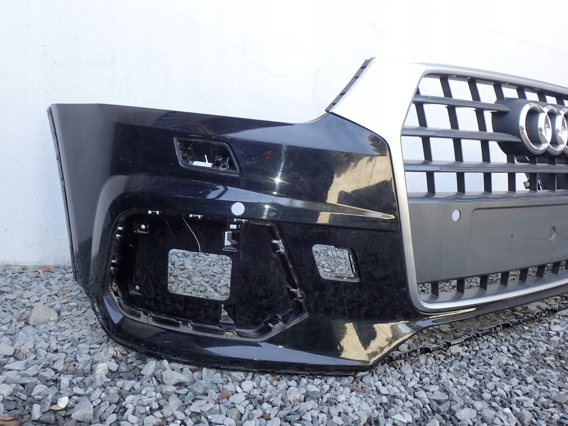bumper front front AUDI Q3 8U 8UB LIFT 2015