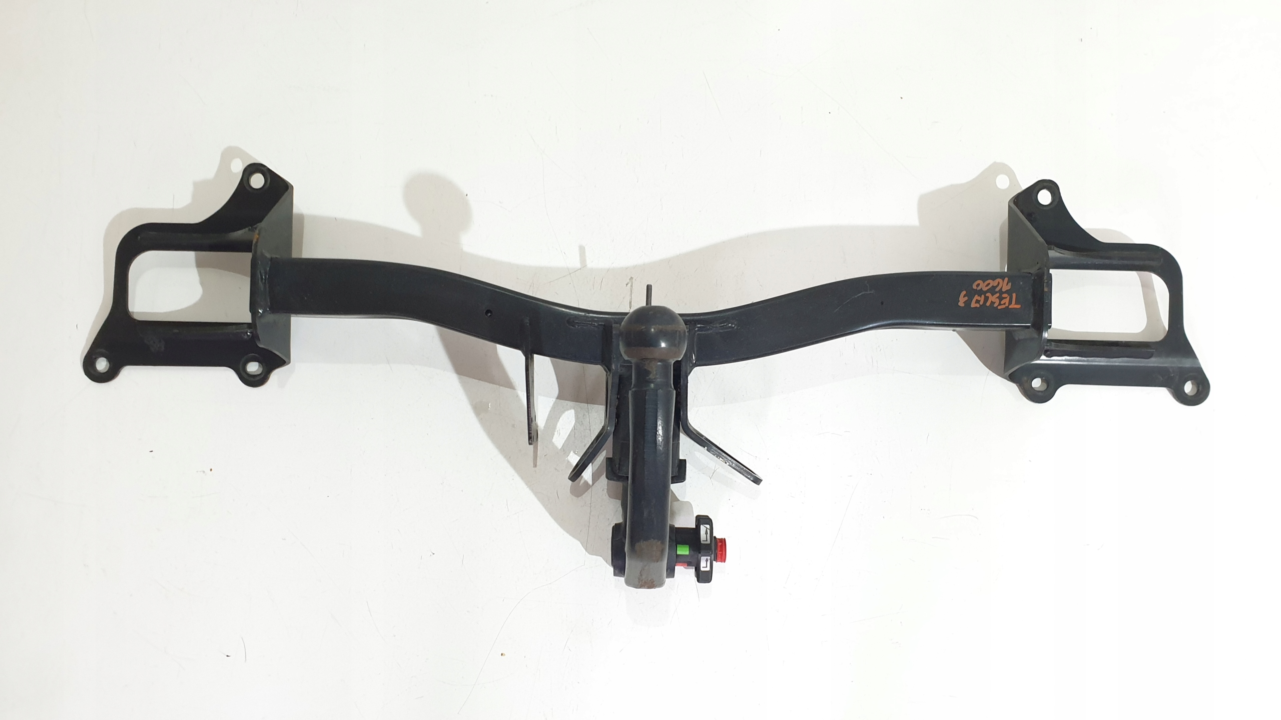 HAK HOLOWNICZY WYPINANY TESLA 3 1137916-00-B Producent inny