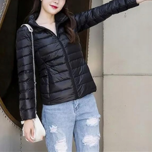 KLASYCZNA DAMSKA JESIENNA PRZEJŚCIOWA KURTKA Z KAPTUREM BLACK PIKOWANA M/L Linia regular