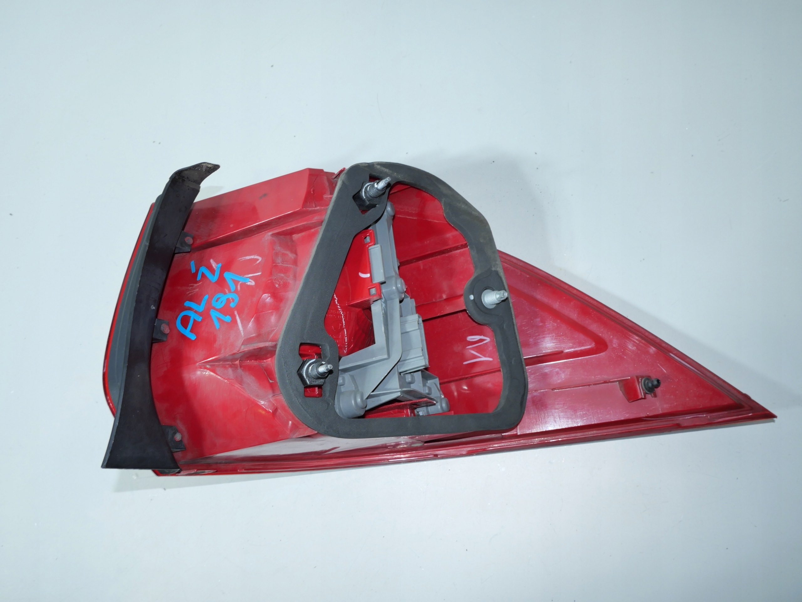 light rear left rear part VW GOLF VI KOMBI 1K9945095