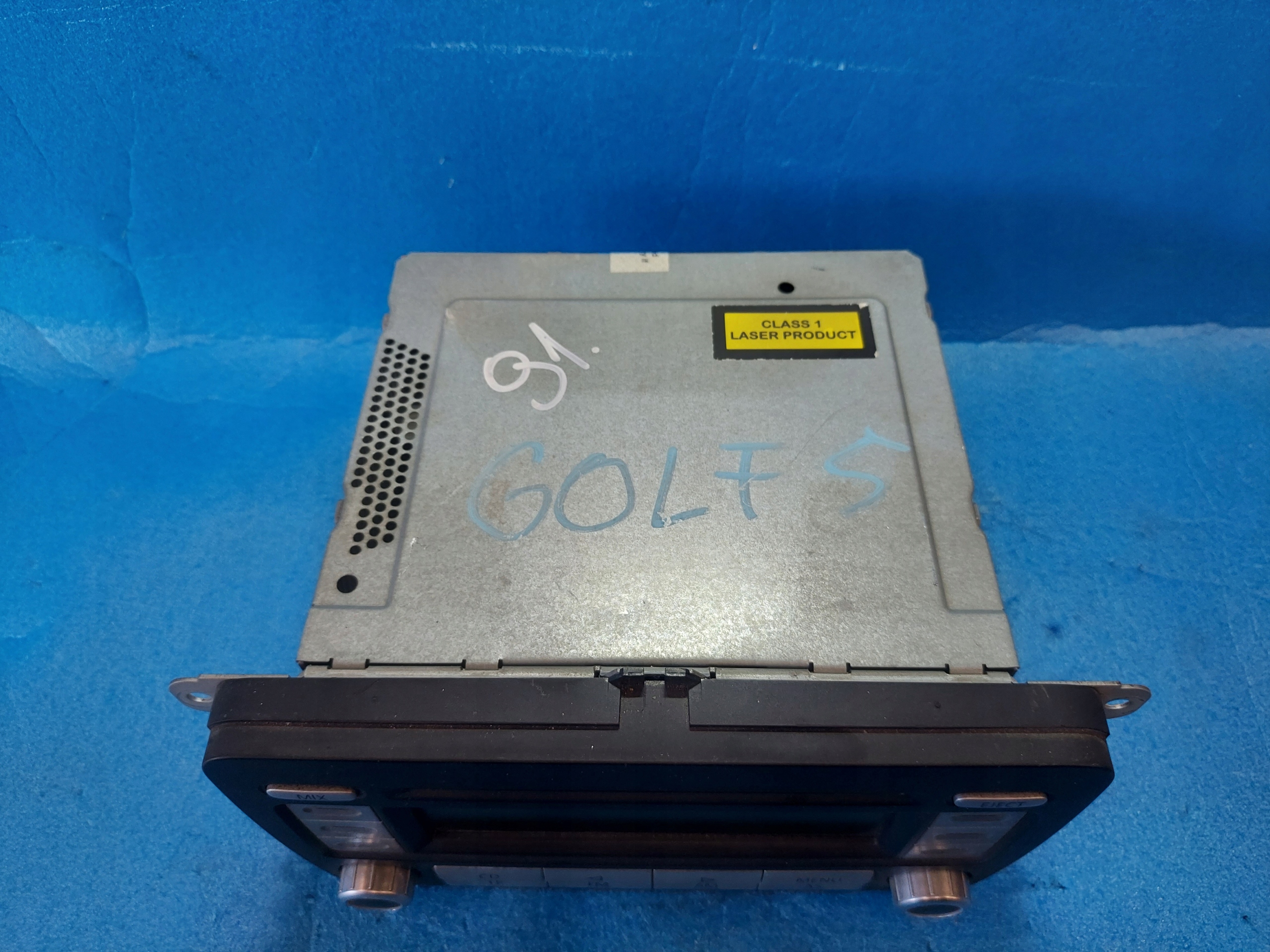 RADIO EKRAN GOLF V 1K0035186T
