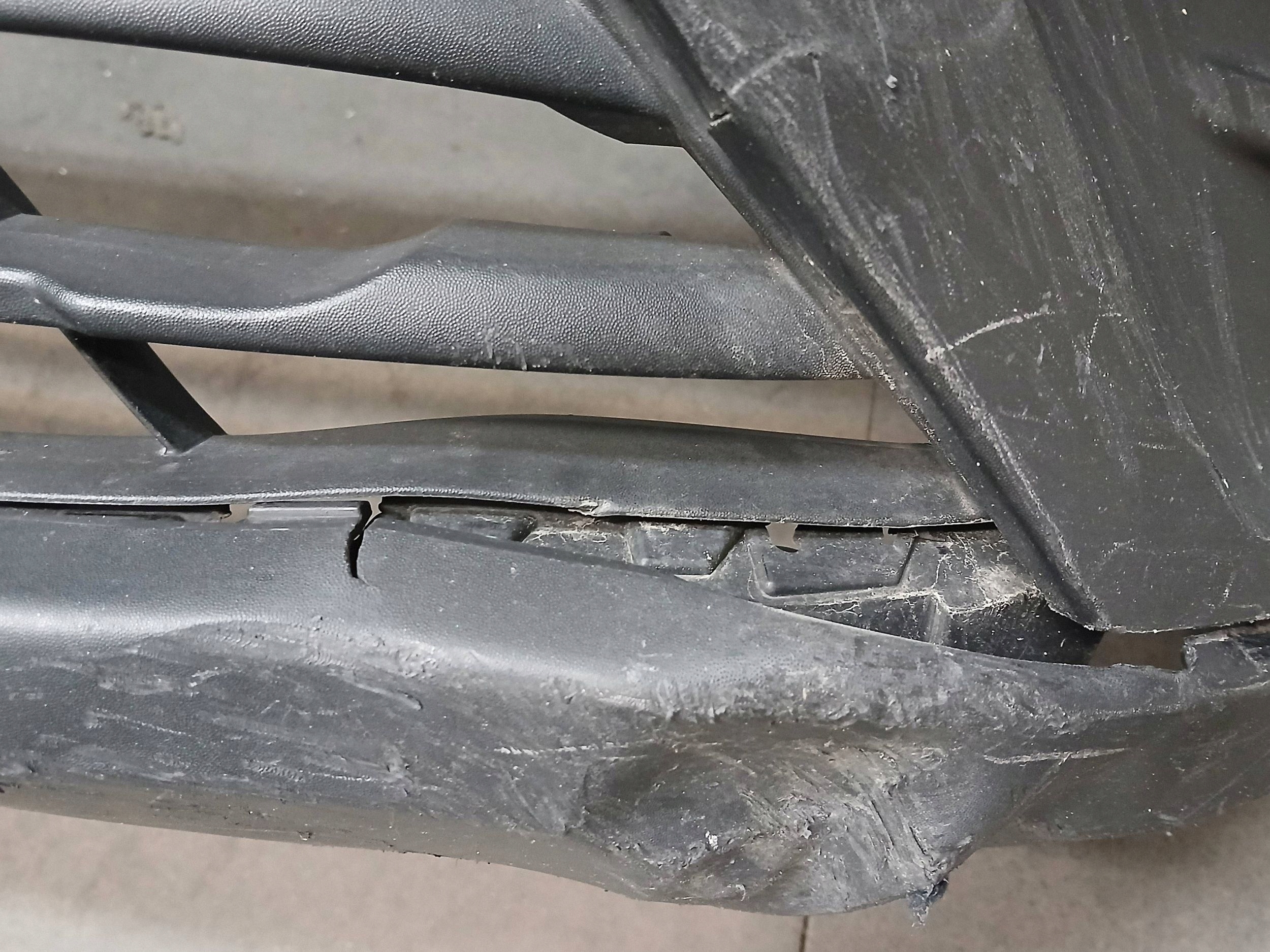 bumper front RENAULT TRAFIC III 3 LIFT IV 4 21