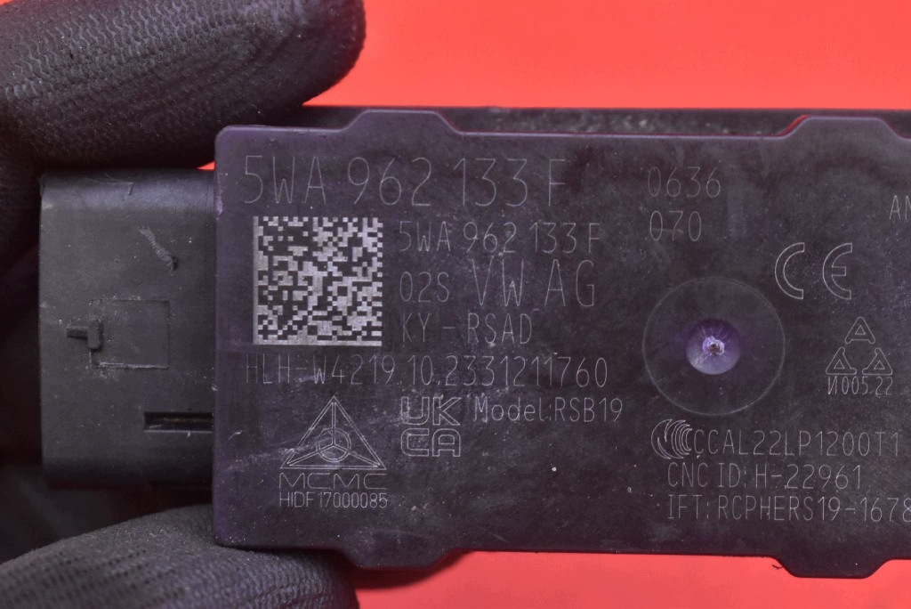 Antenne KEYLESS 5WA962133F SKODA OCTAVIA 4 IV 19