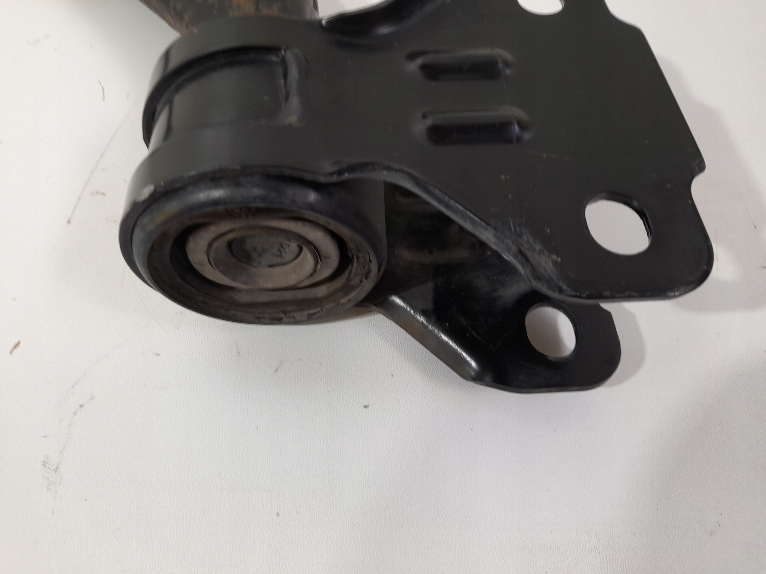 FORD KUGA MK2 II arm front left CV61-3A262-AAA (Q68)