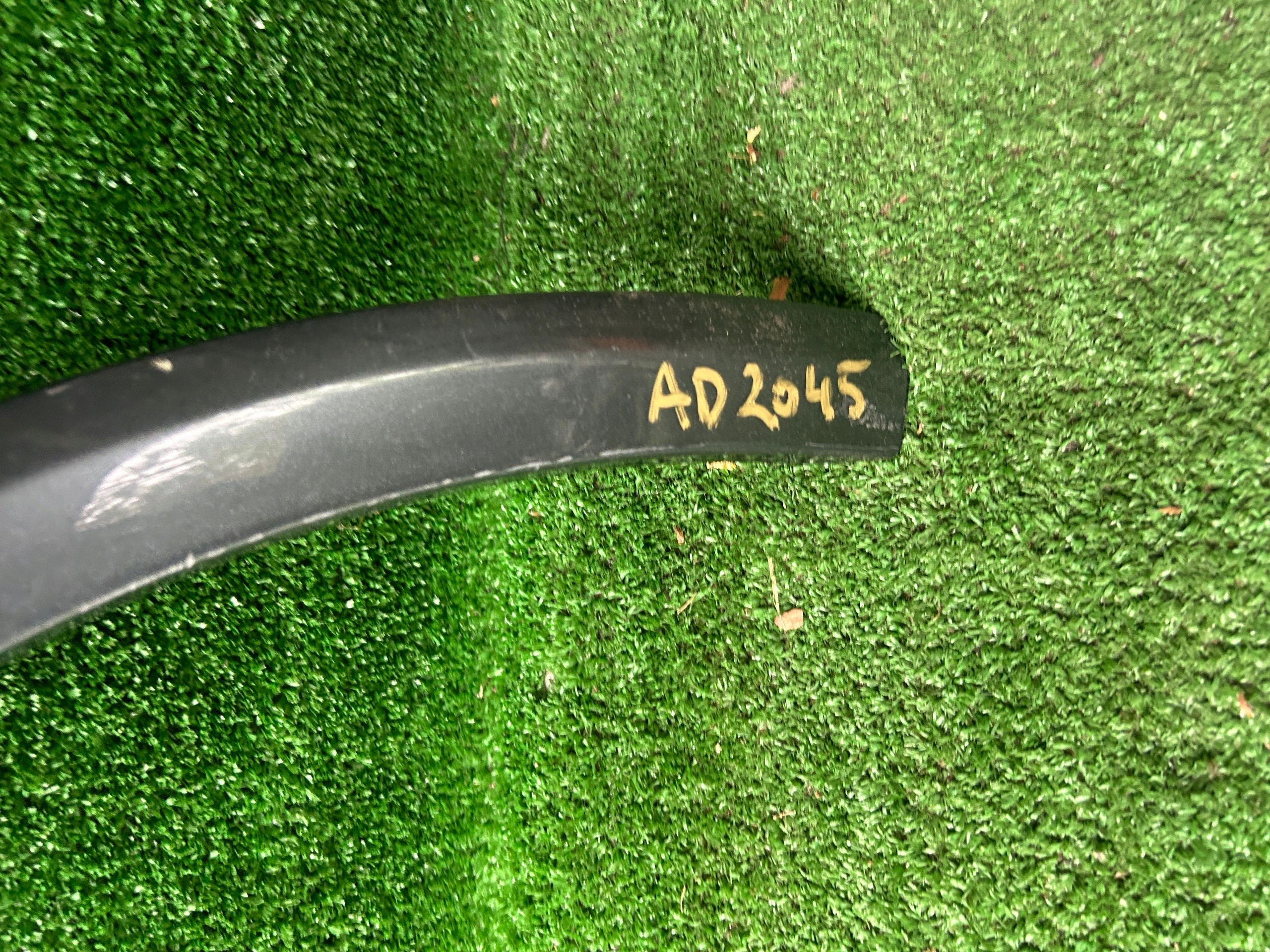 Audi Q2 moulding cap for fender front 81A853716A
