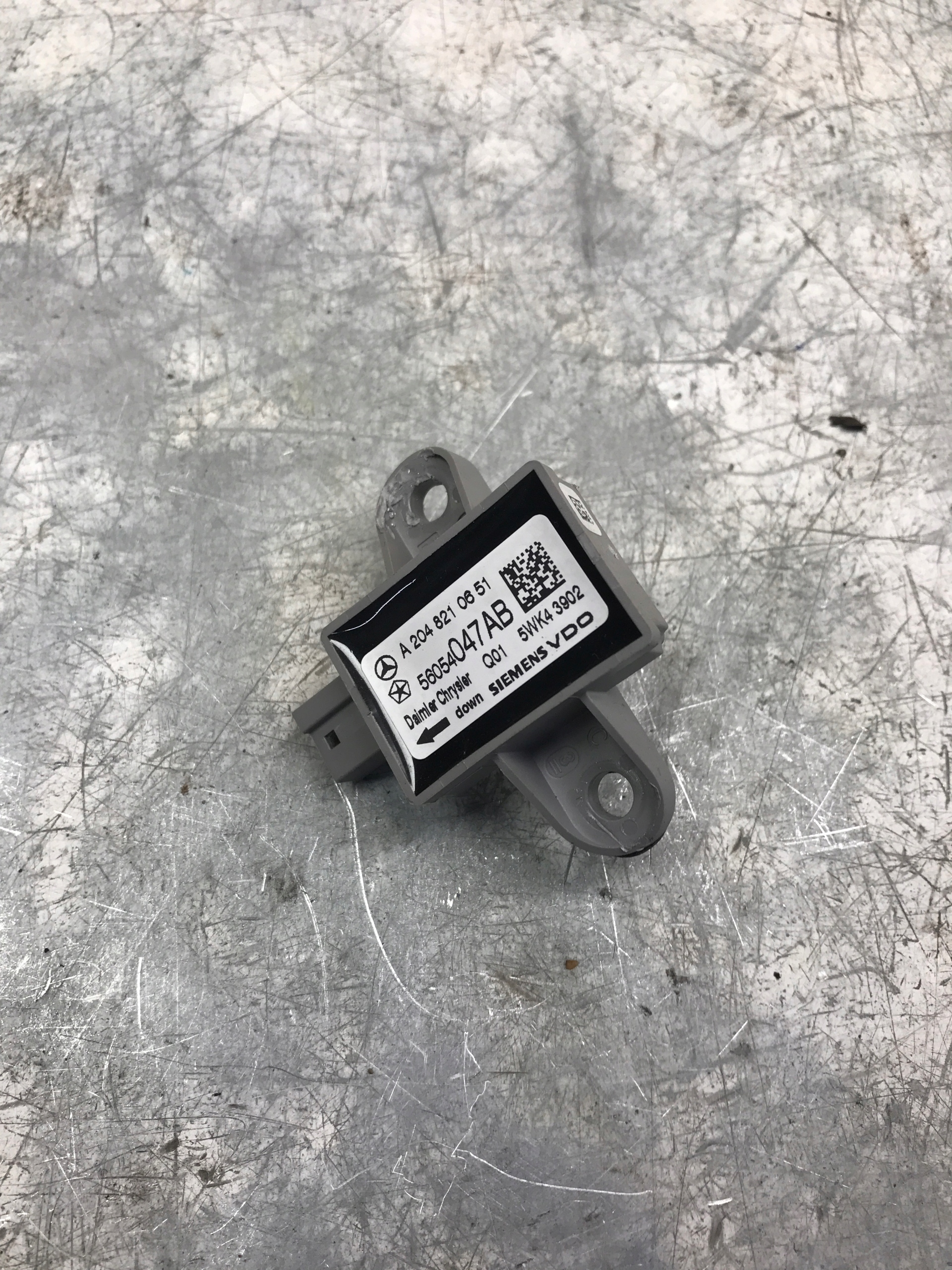 Crashsensor Drucksensor MERCEDES W204 A2048210651