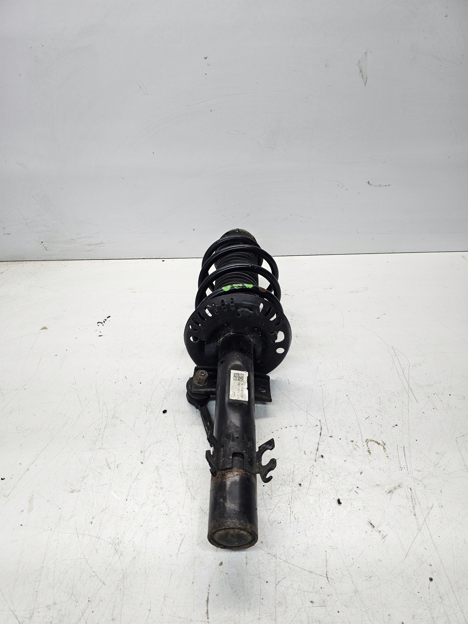 Stoßdämpfer links oder rechts vorne AUDI A1 8X VW SEAT SKODA 6R0413031J