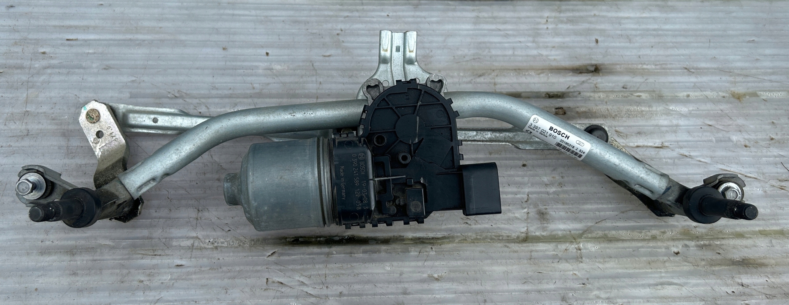 wiper mechanism front CITROEN C3 III 16- 9815497780