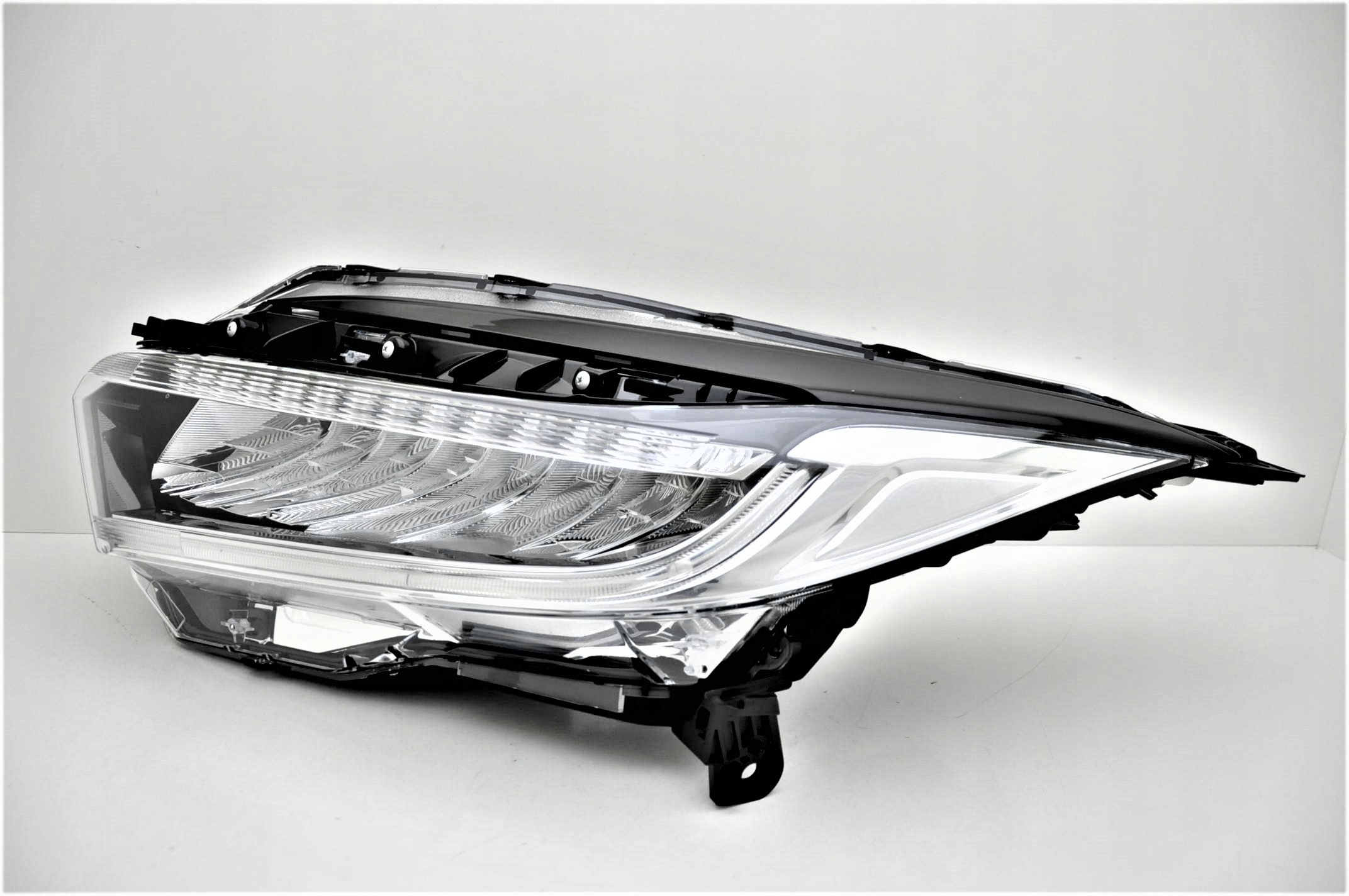 HONDA HR-V HRV OD 2019 REFLEKTORY KPL FULL LED Producent części Inny