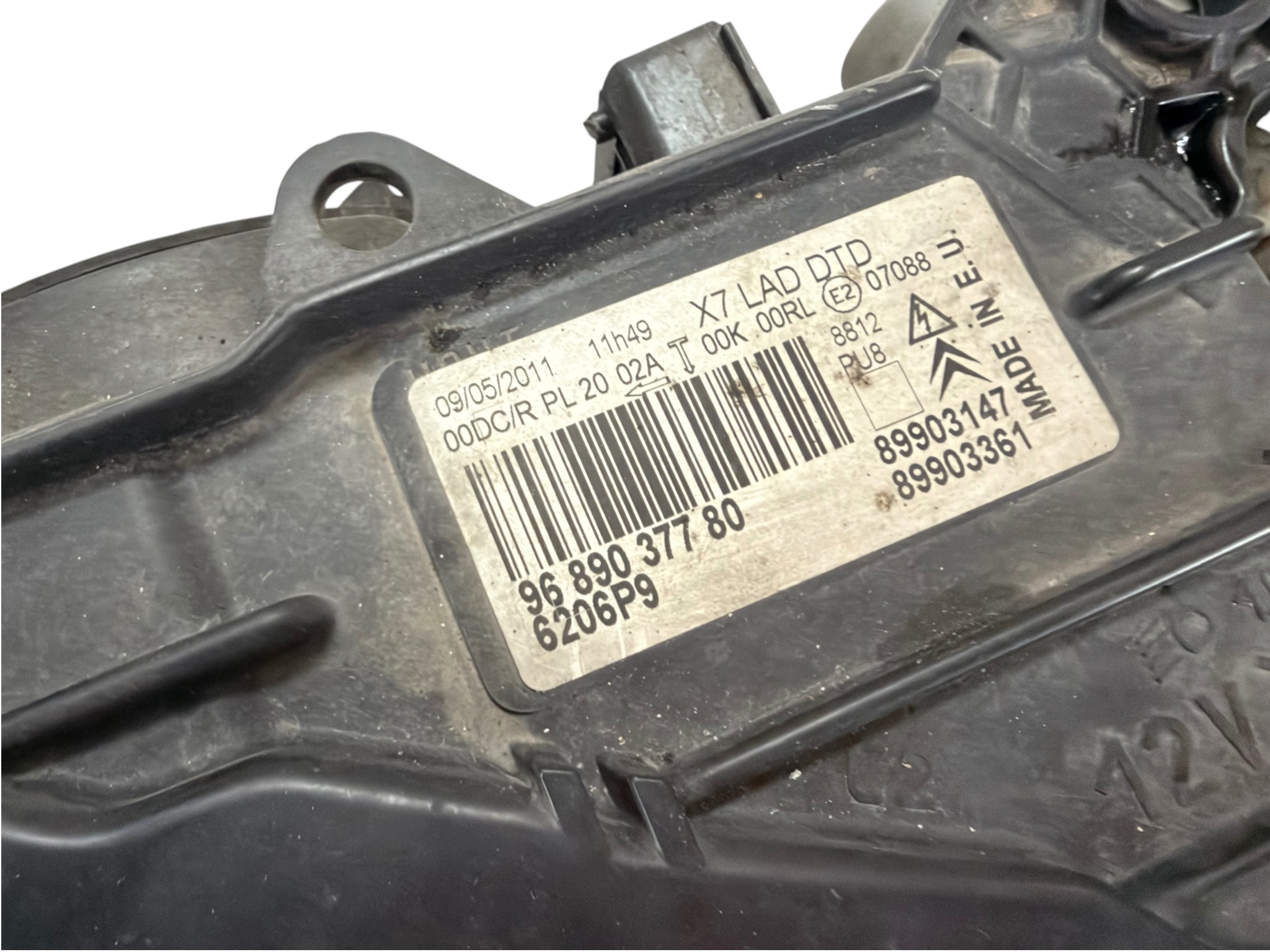 light right front CITROEN C5 III X7 XENON EUROPA 9689037780