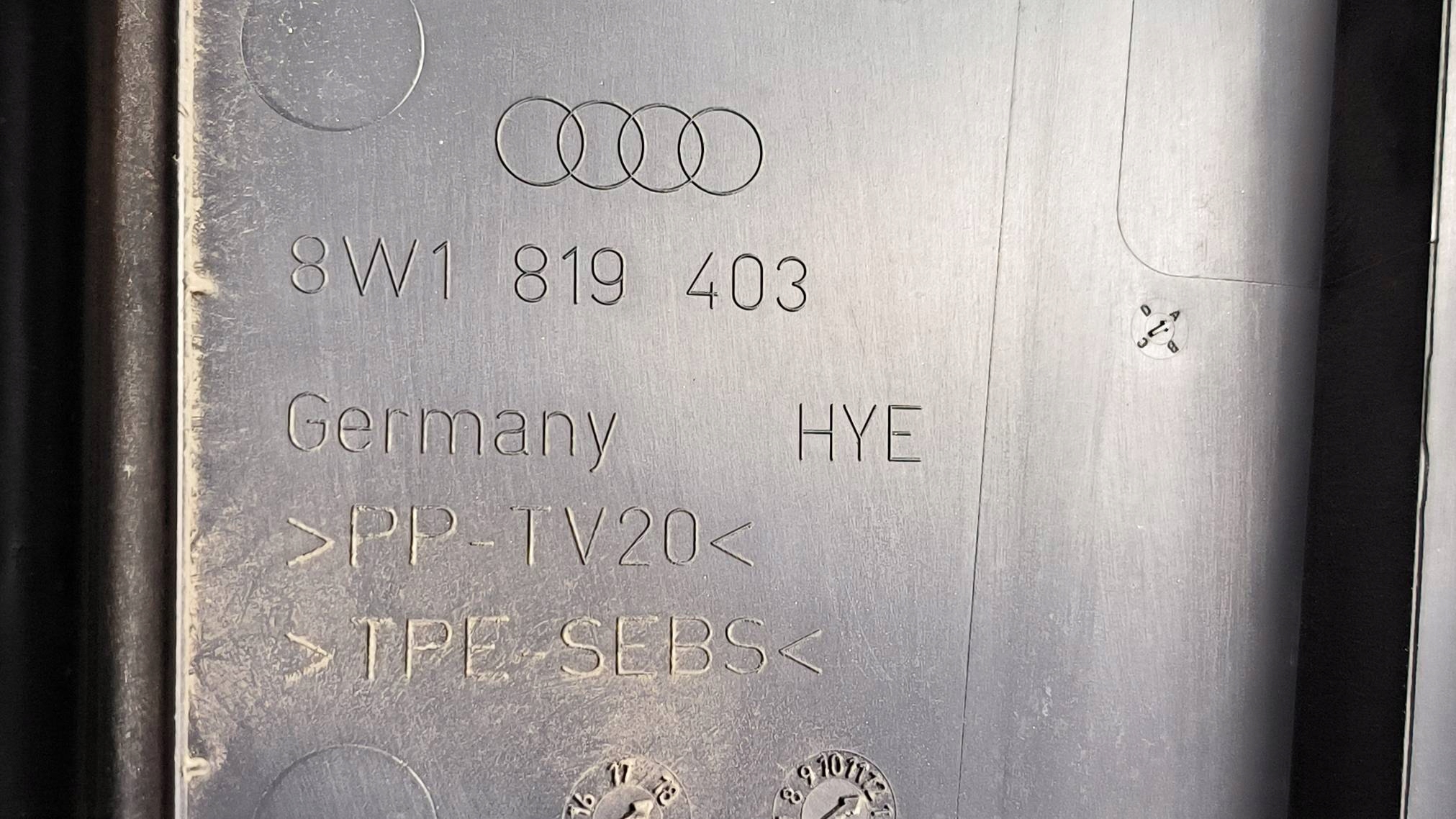 torpedo 8W1819403 AUDI A4 B9 S-LINE