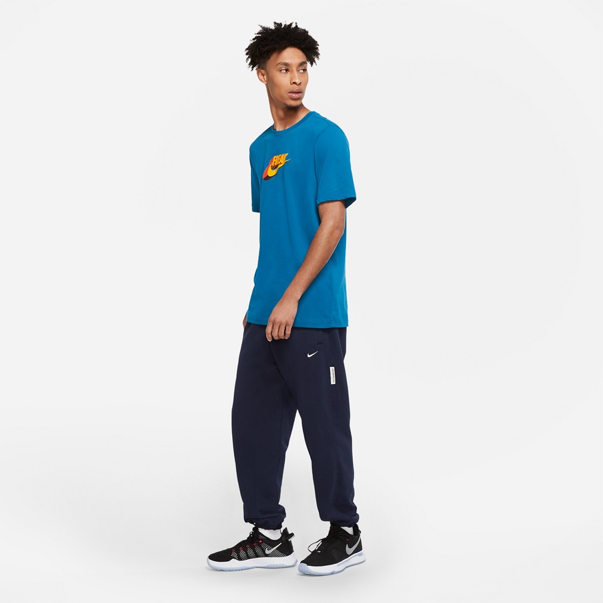 Spodnie Dresowe Nike Dri-FIT Standard Issue L Cechy dodatkowe brak