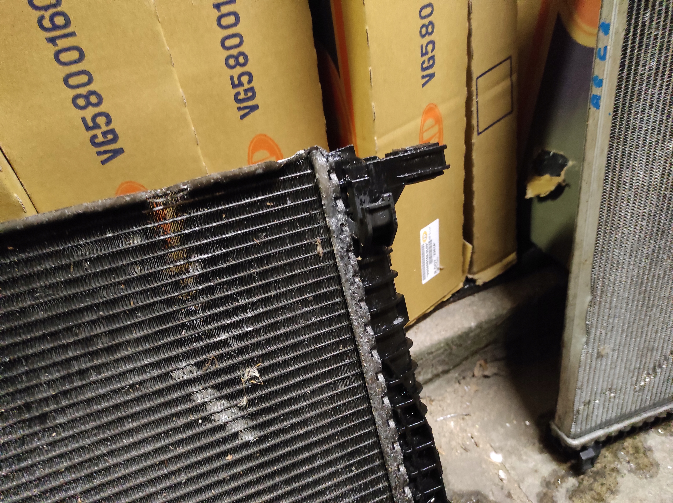 water cooler AUDI A6 C8