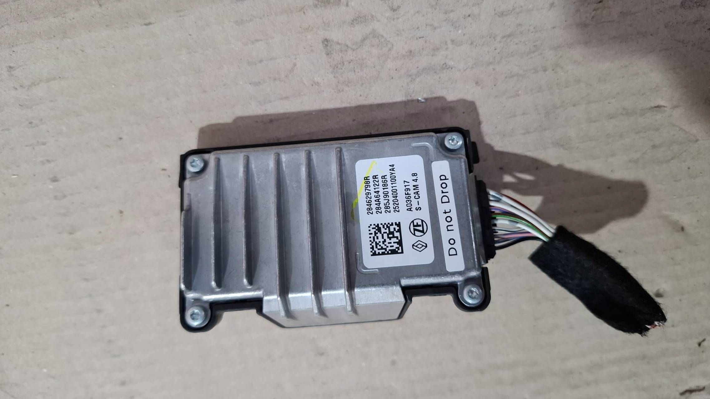Kamera front windows (ADAS) Renault Clio VI 284629798R