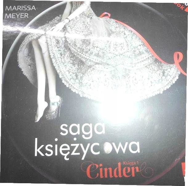 Cinder Saga Księżycowa