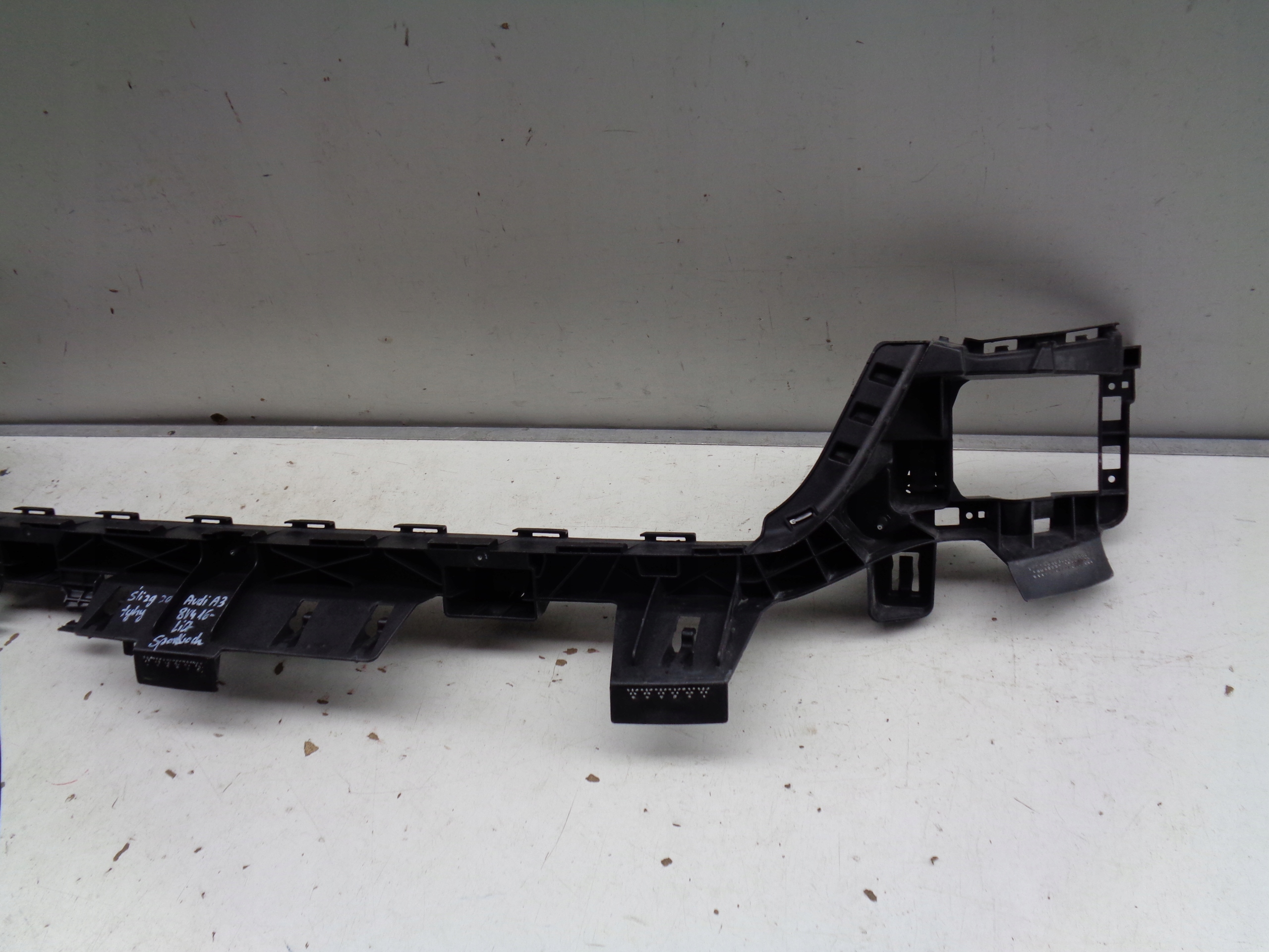 pillar bumper bracket rear AUDI A3 8V 8V0 16- LIFT SPORTBACK