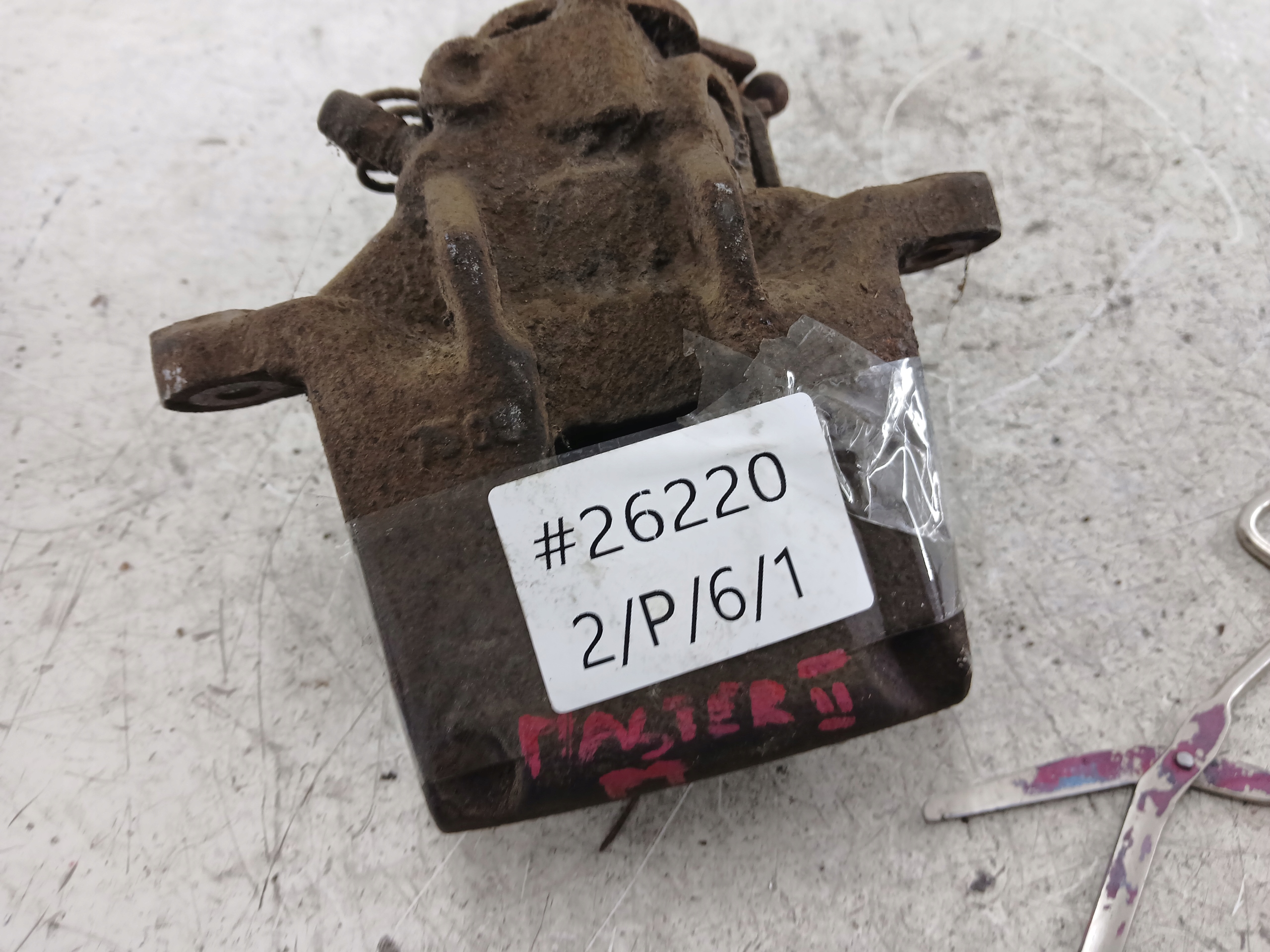 RENAULT MASTER II caliper brake right rear part