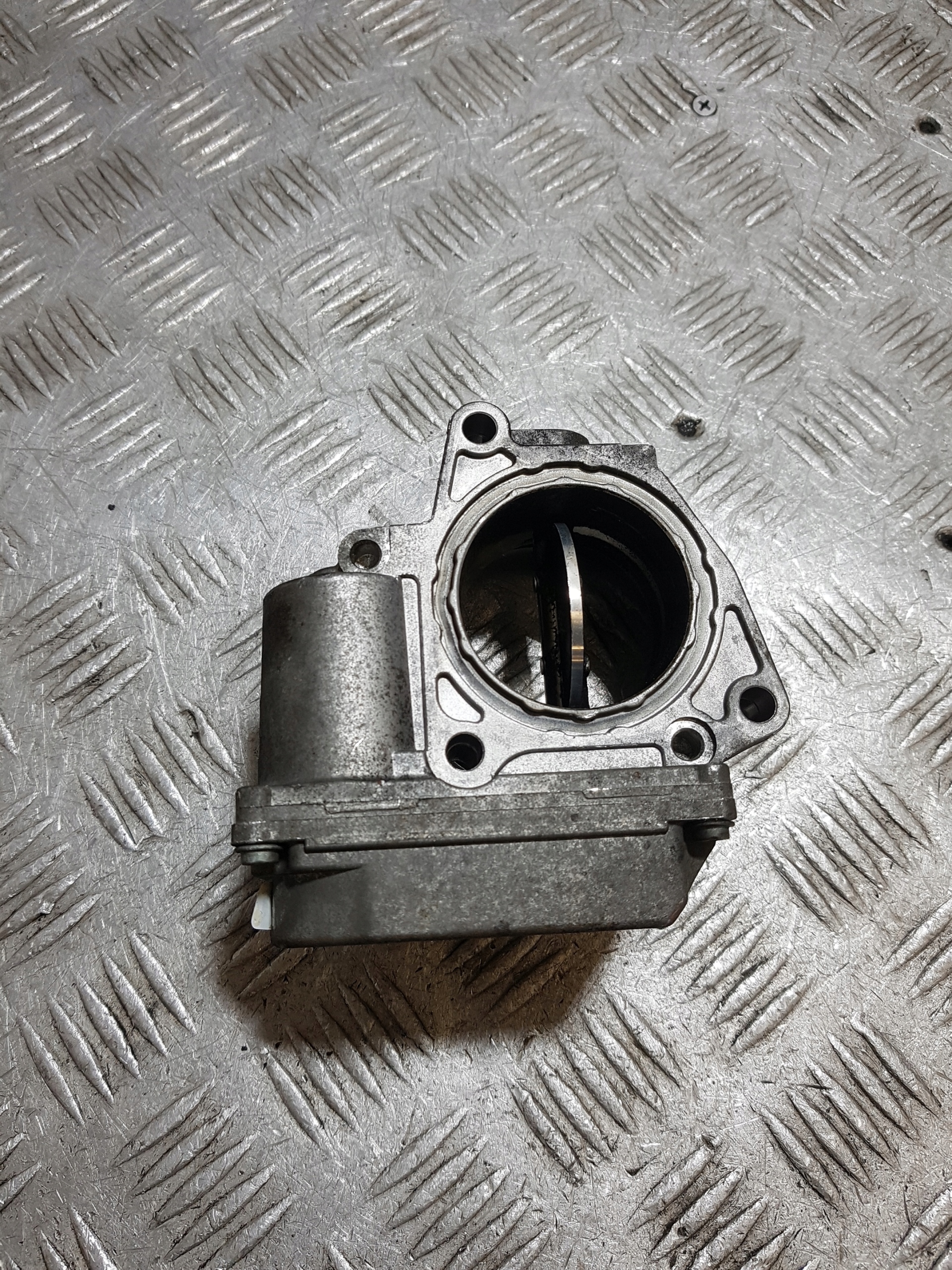 Valvola a farfalla VOLKSWAGEN PASSAT B6 1.9 TDI 03G128063